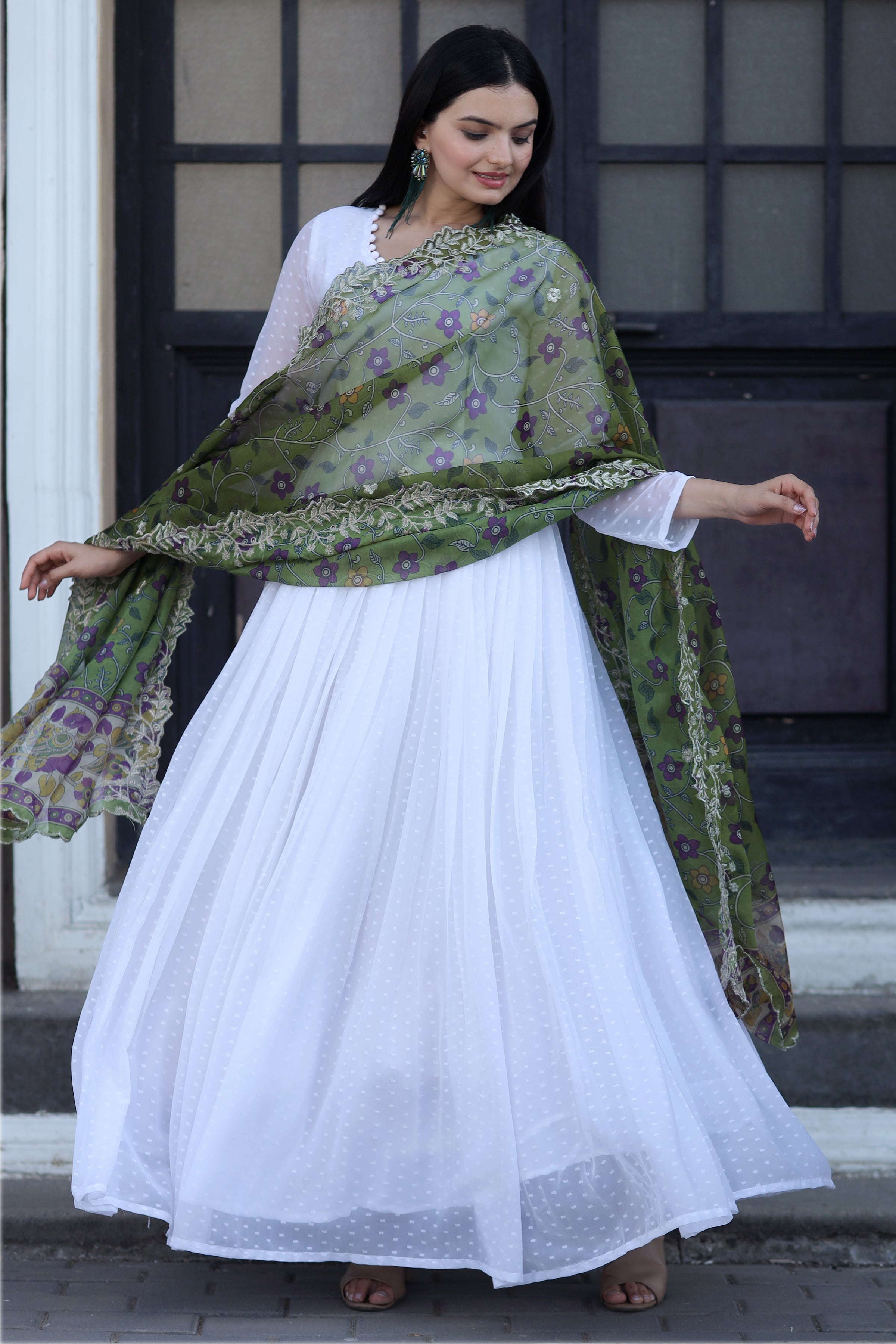 Green Gown with Soft Organza Kalamkari & Leheriya Printed Dupatta – Elegant Traditional Party Wear