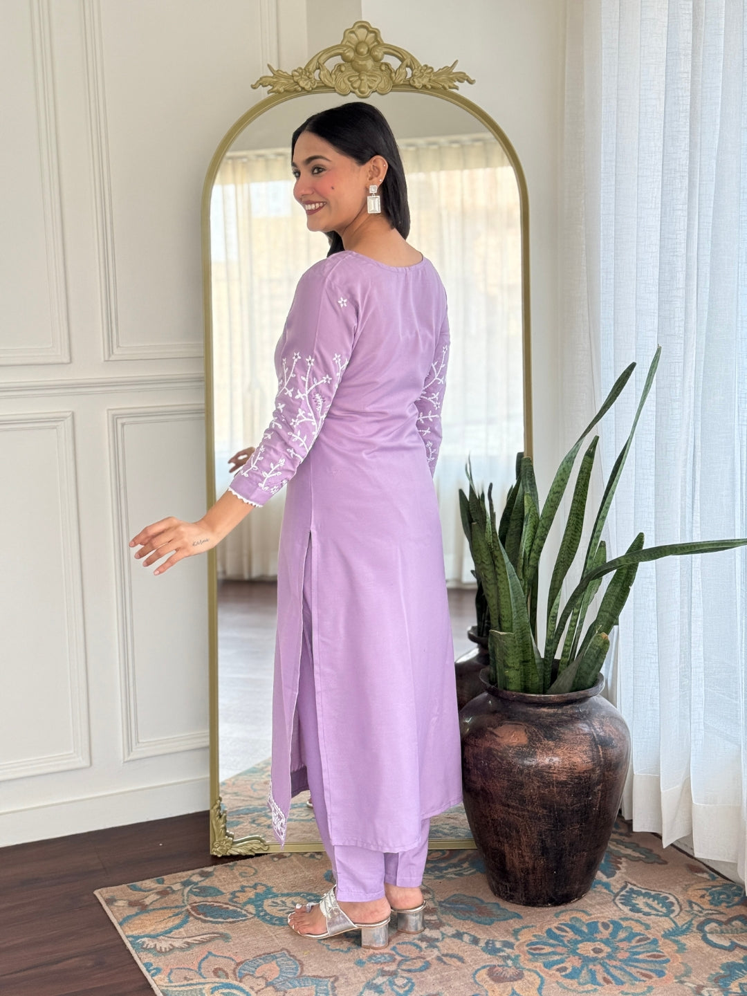Lavender Embroidered Rayon Kurti Set with Taby Dupatta – Sizes S to 2XL