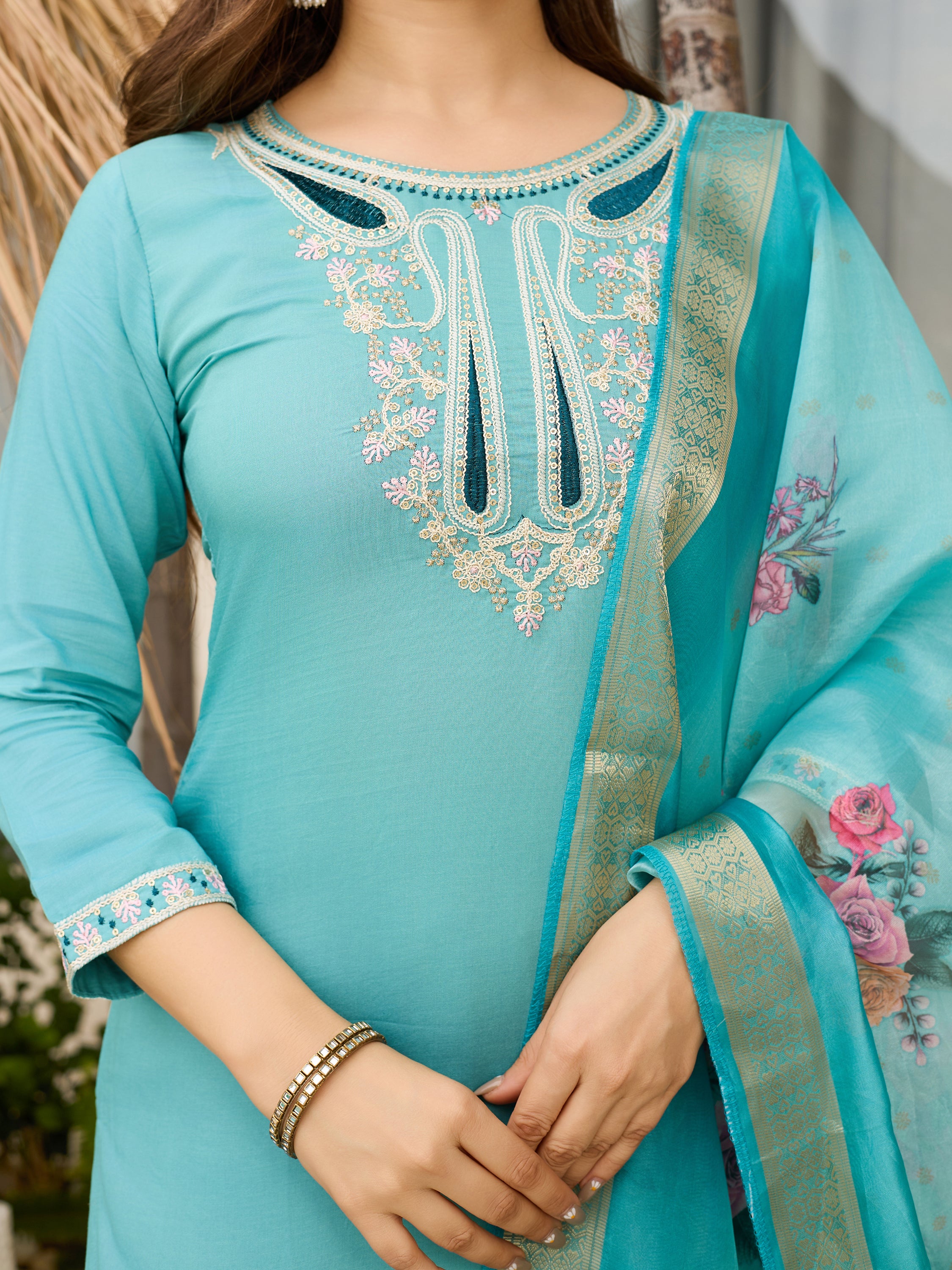 Elegant Sky Blue Embroidered Viscose Kurti Set with Organza Dupatta – Sizes S to 2XL