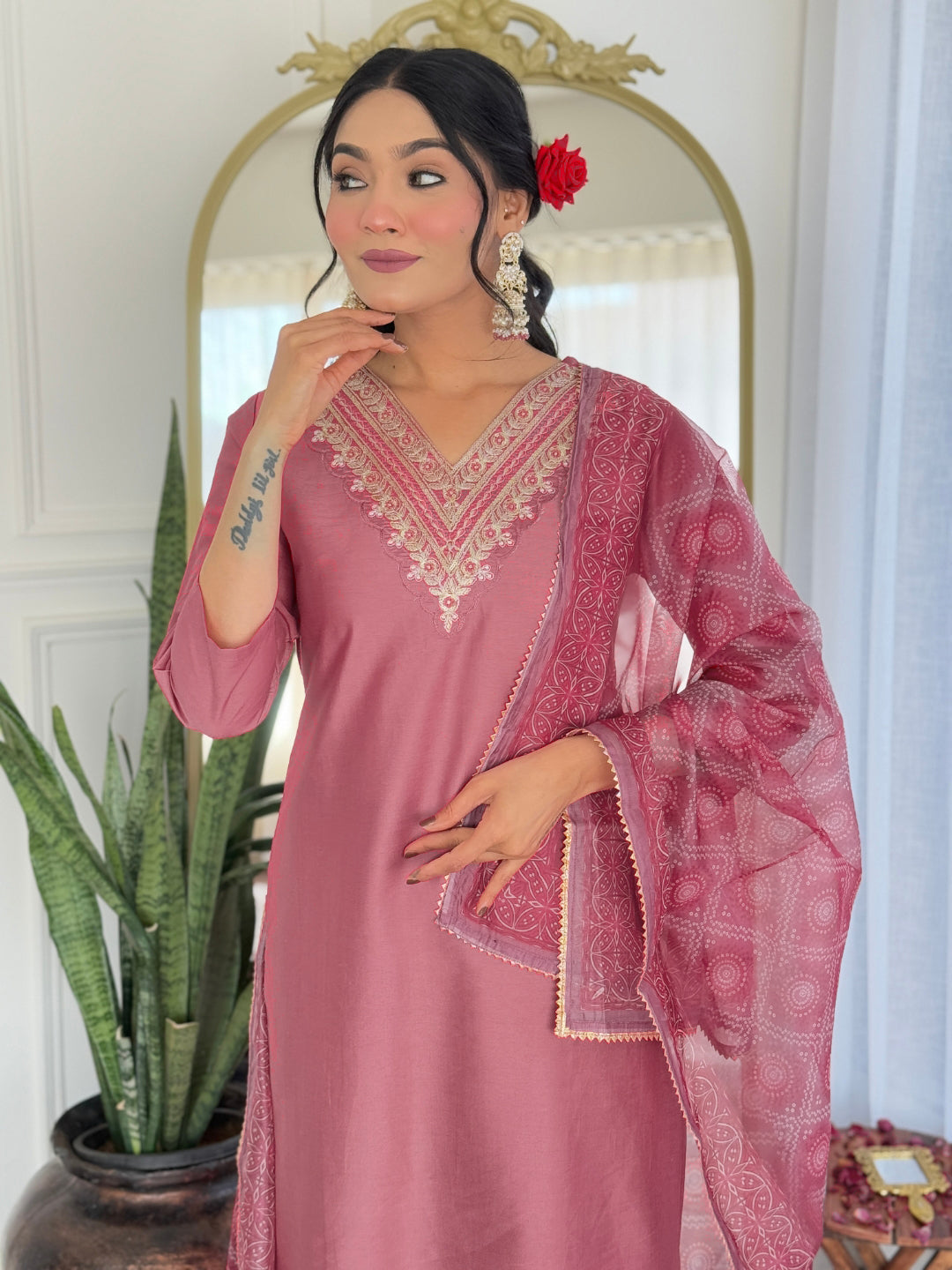 Gajri Embroidered Rayon Kurti Set with Taby Dupatta – Sizes S to 2XL