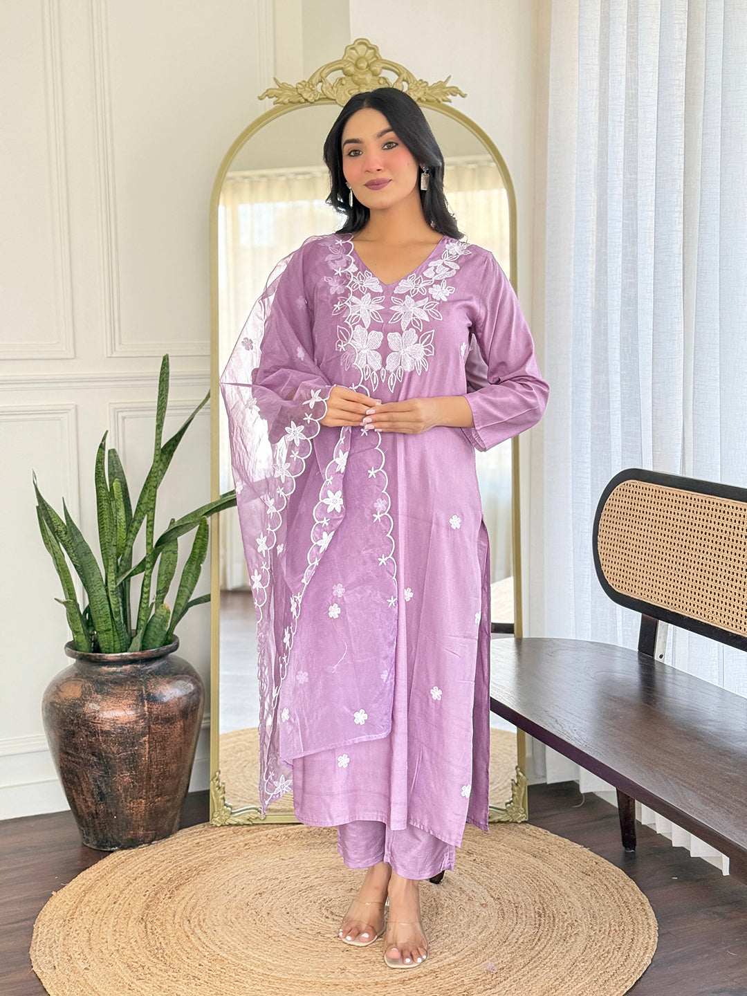 Elegant Embroidered Rayon Kurti Set with Organza Dupatta – Sizes S to 2XL