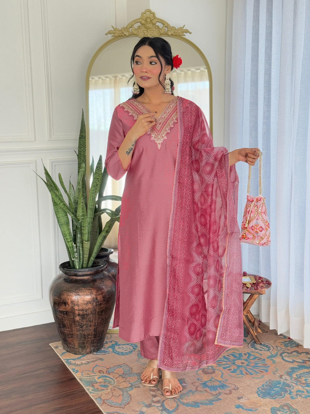 Gajri Embroidered Rayon Kurti Set with Taby Dupatta – Sizes S to 2XL