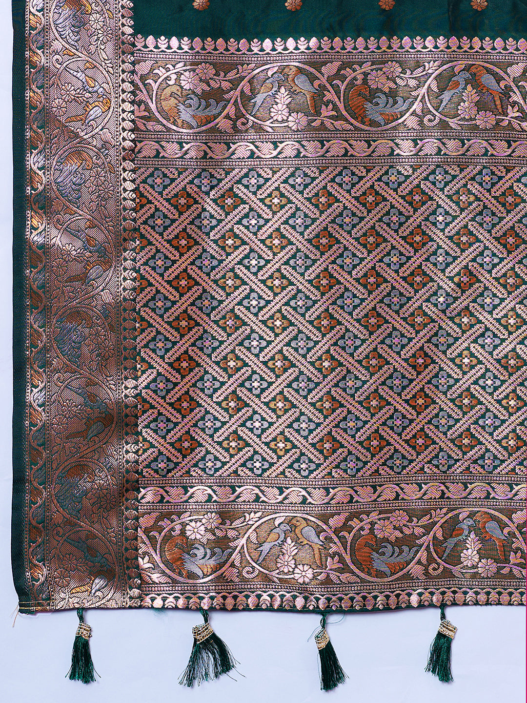 Elegant Bottle Green Pure Jacquard Designer Zari Work Saree Featuring With Traditional Woven Border With Unstiched Blouse Piece