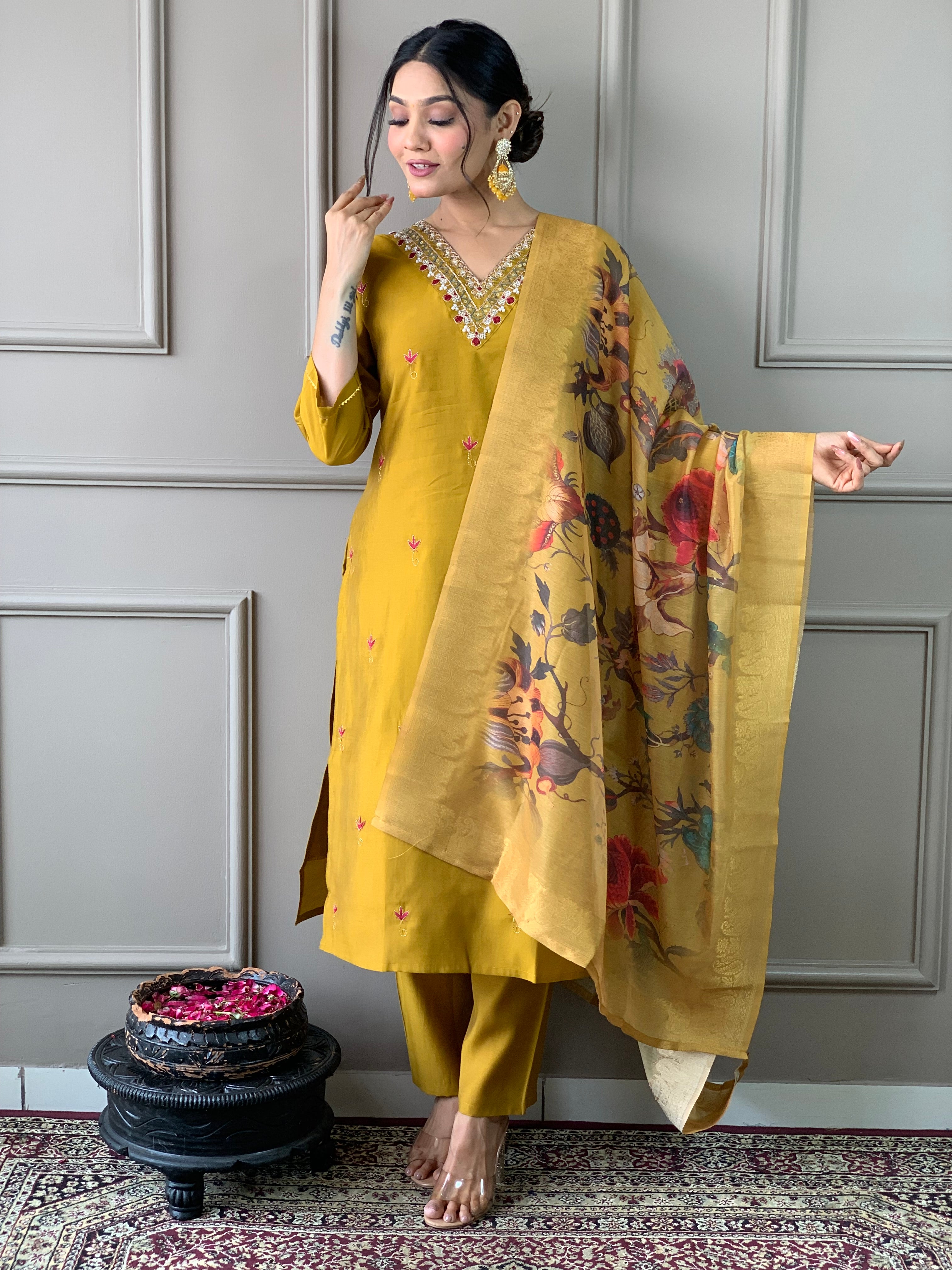 Women's Yellow Chanderi Embroidered Kurta Set with Rich Jacquard Dupatta