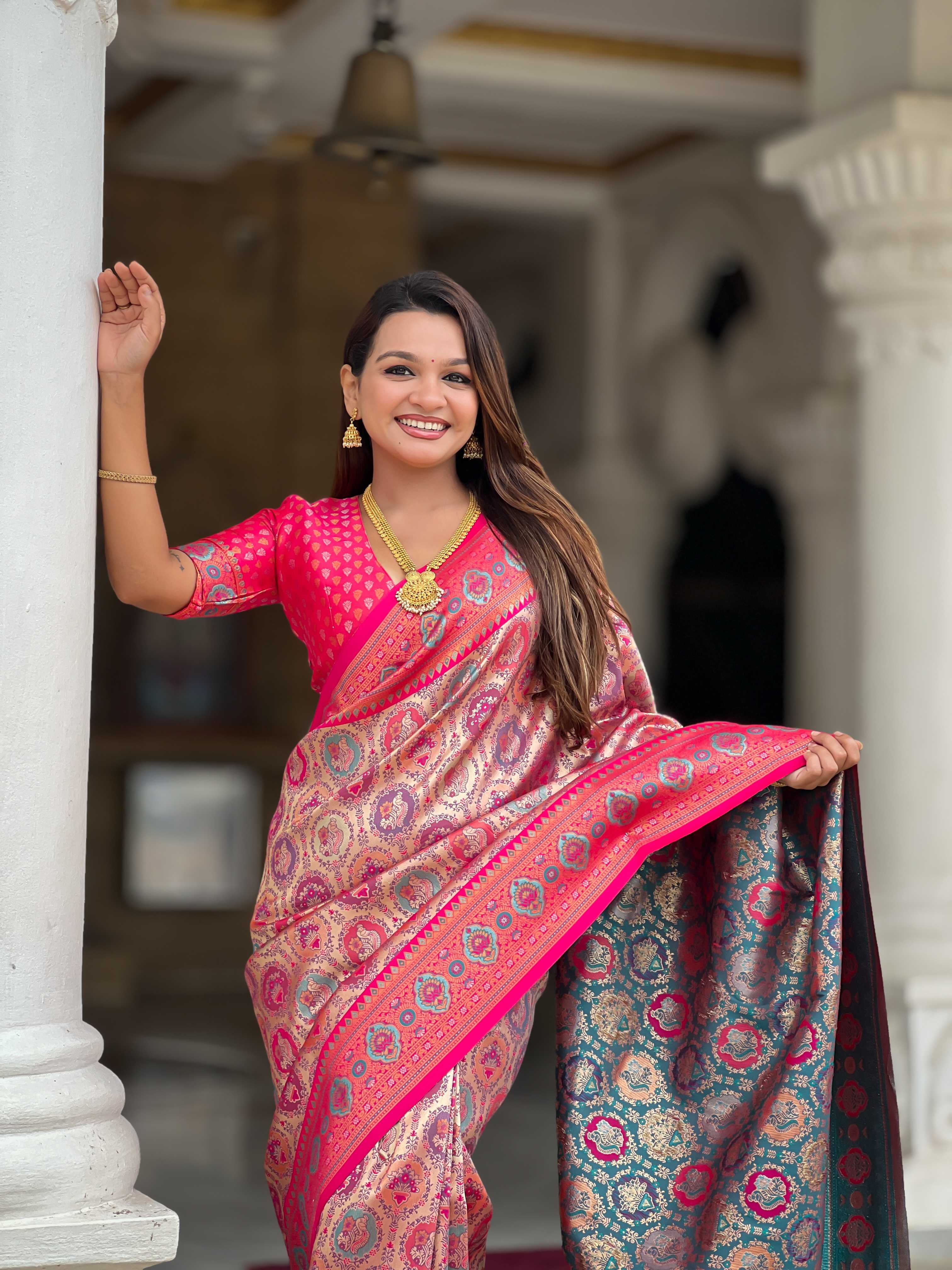 Pink Soft kanjivaram silk saree with zari weaving Meenakari design all over the saree & Meenakari weawing Rich pallu with Meenakari weawing swan border & tessels attached at Pallu End. Blouse :- Soft silk weawing blouse piece