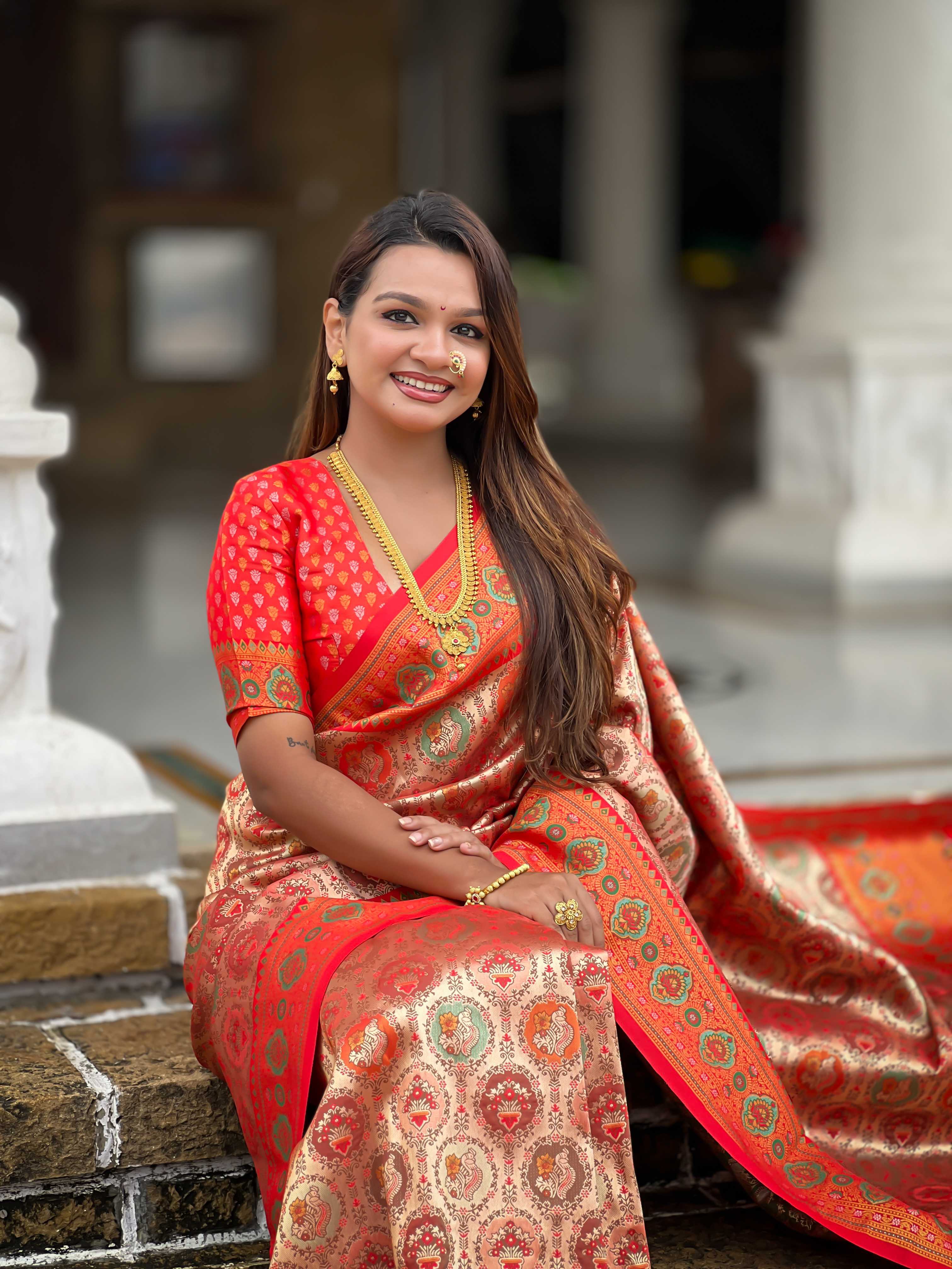 Red Soft kanjivaram silk saree with zari weaving Meenakari design all over the saree & Meenakari weawing Rich pallu with Meenakari weawing swan border & tessels attached at Pallu End. Blouse :- Soft silk weawing blouse piece