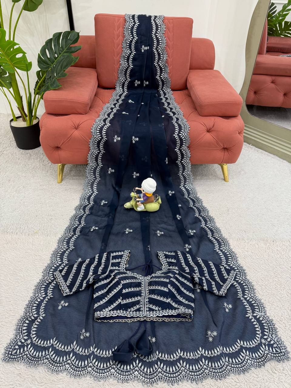 Navy Blue Embroidered Saree With Unstiched Blouse Piece