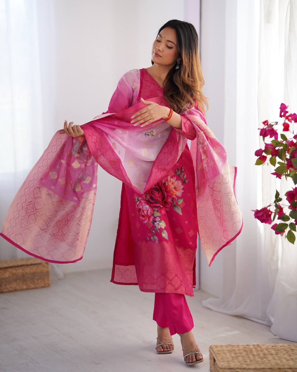 Women’s Rani Pink Chanderi Kurta Set – Regal Ethnic Wear for Festive & Traditional Occasions