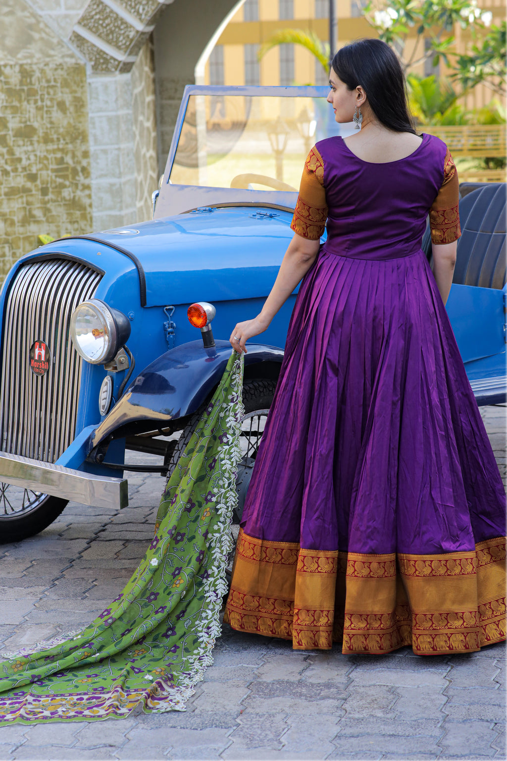 Women’s Purple Silk Gown with Jacquard Weaving & Embroidery – Elegant Fusion Wear