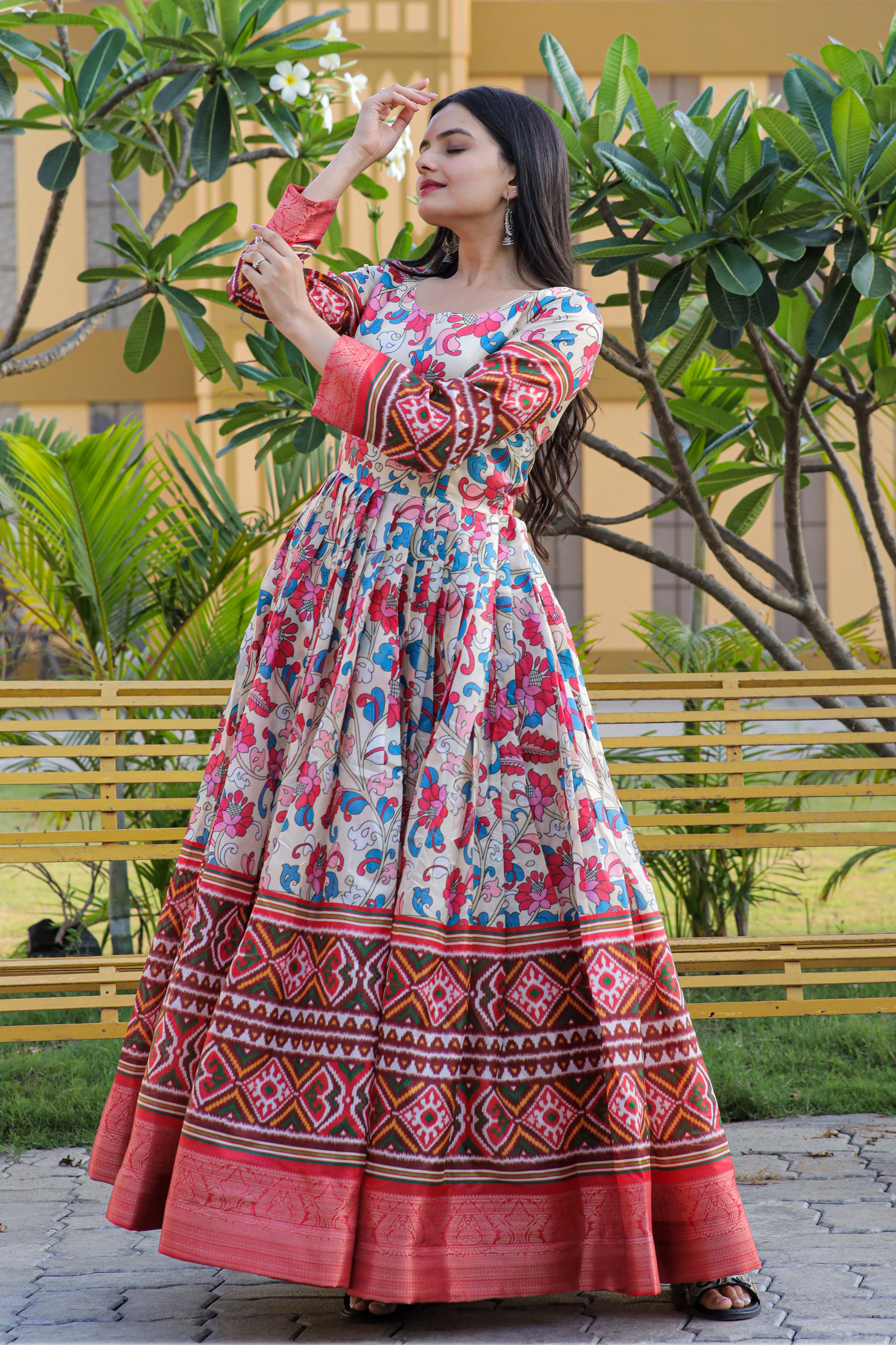 Women’s Kalamkari Silk Gown with Jacquard Weaving – Elegant Fusion Wear