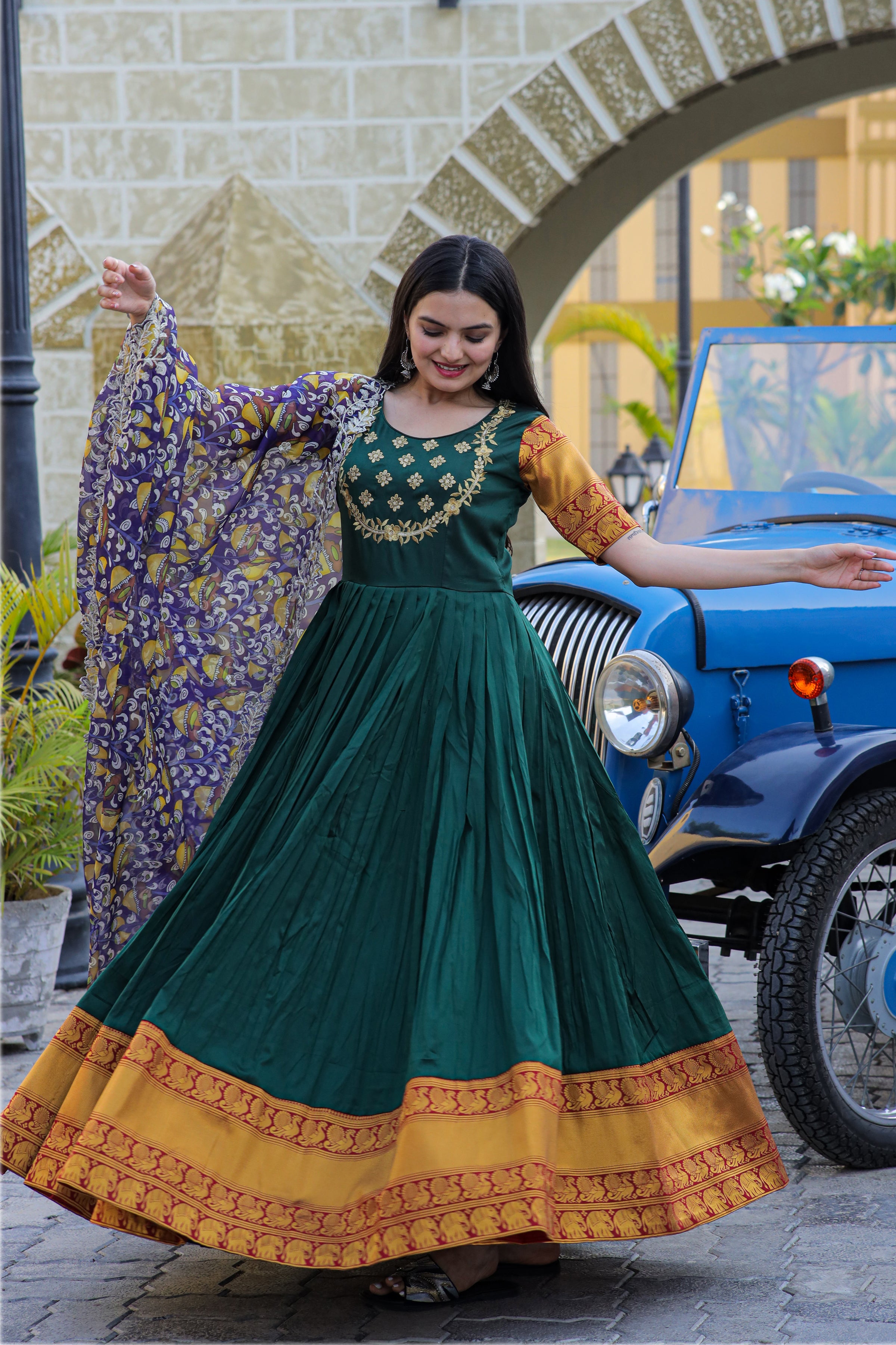 Women’s Green Silk Gown with Jacquard Weaving & Embroidery – Elegant Fusion Wear
