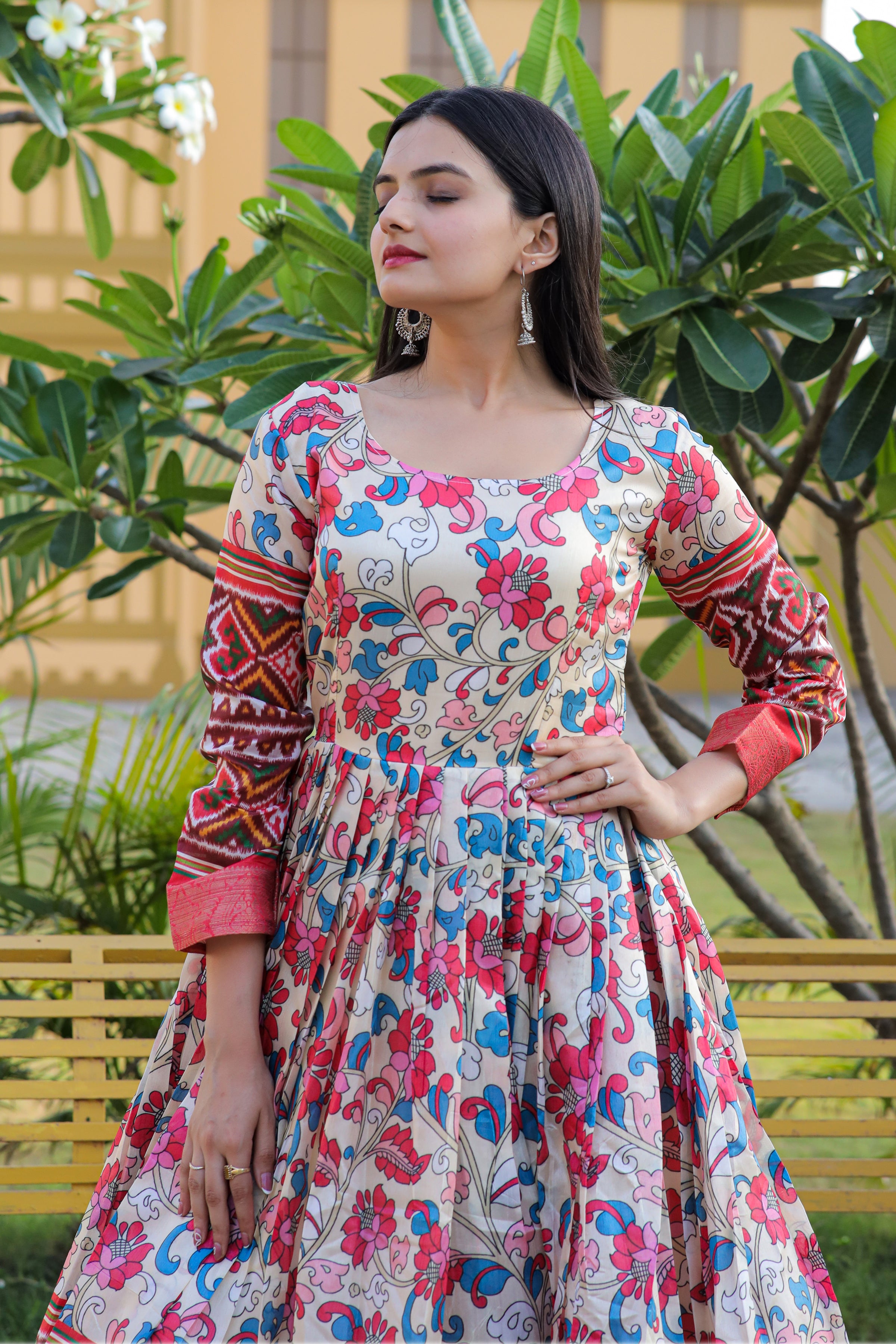Women’s Kalamkari Silk Gown with Jacquard Weaving – Elegant Fusion Wear