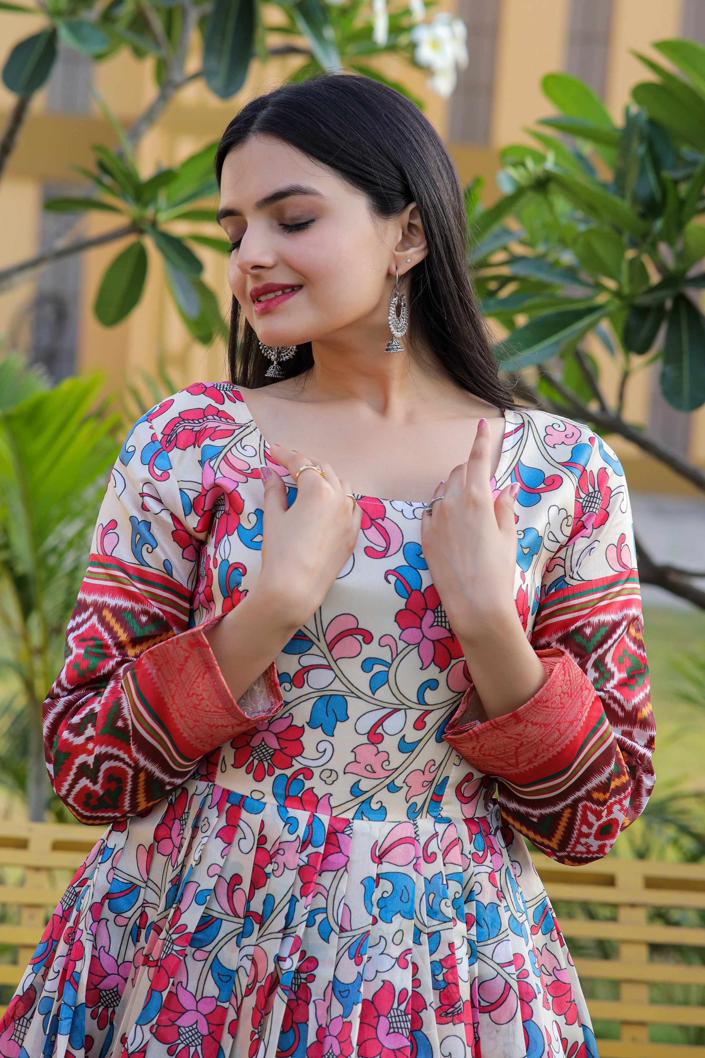 Women’s Kalamkari Silk Gown with Jacquard Weaving – Elegant Fusion Wear