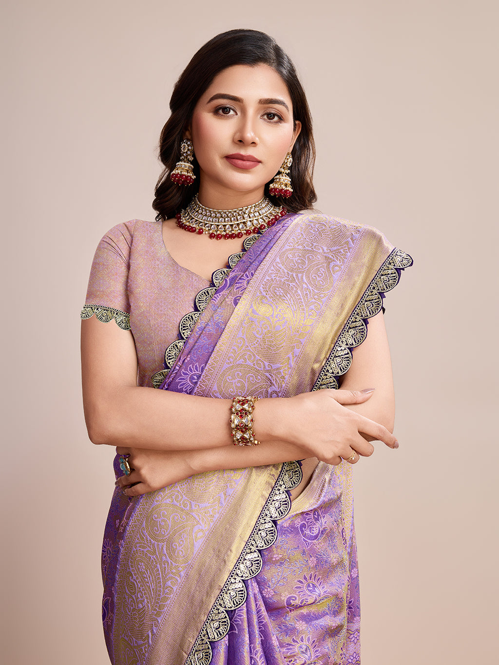 Tradition in Every Thread: Exquisite Kanjivaram Silk Purple Saree Collection