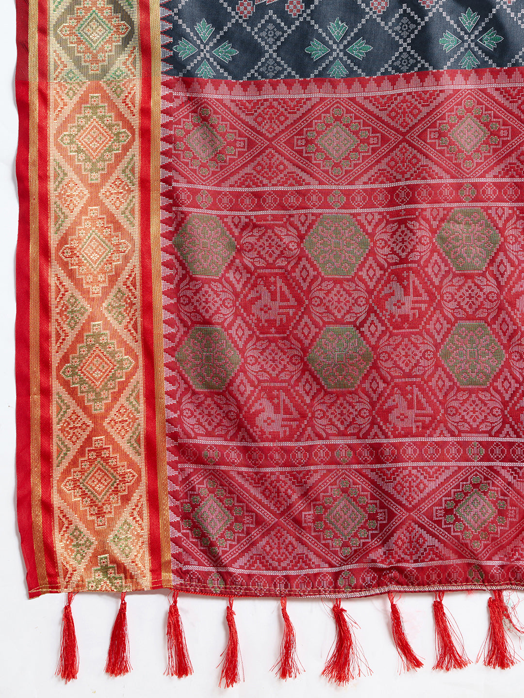 Banarasi Elegance in Breathable Semi Silk Grey Saree –For All Wedding Celebrations