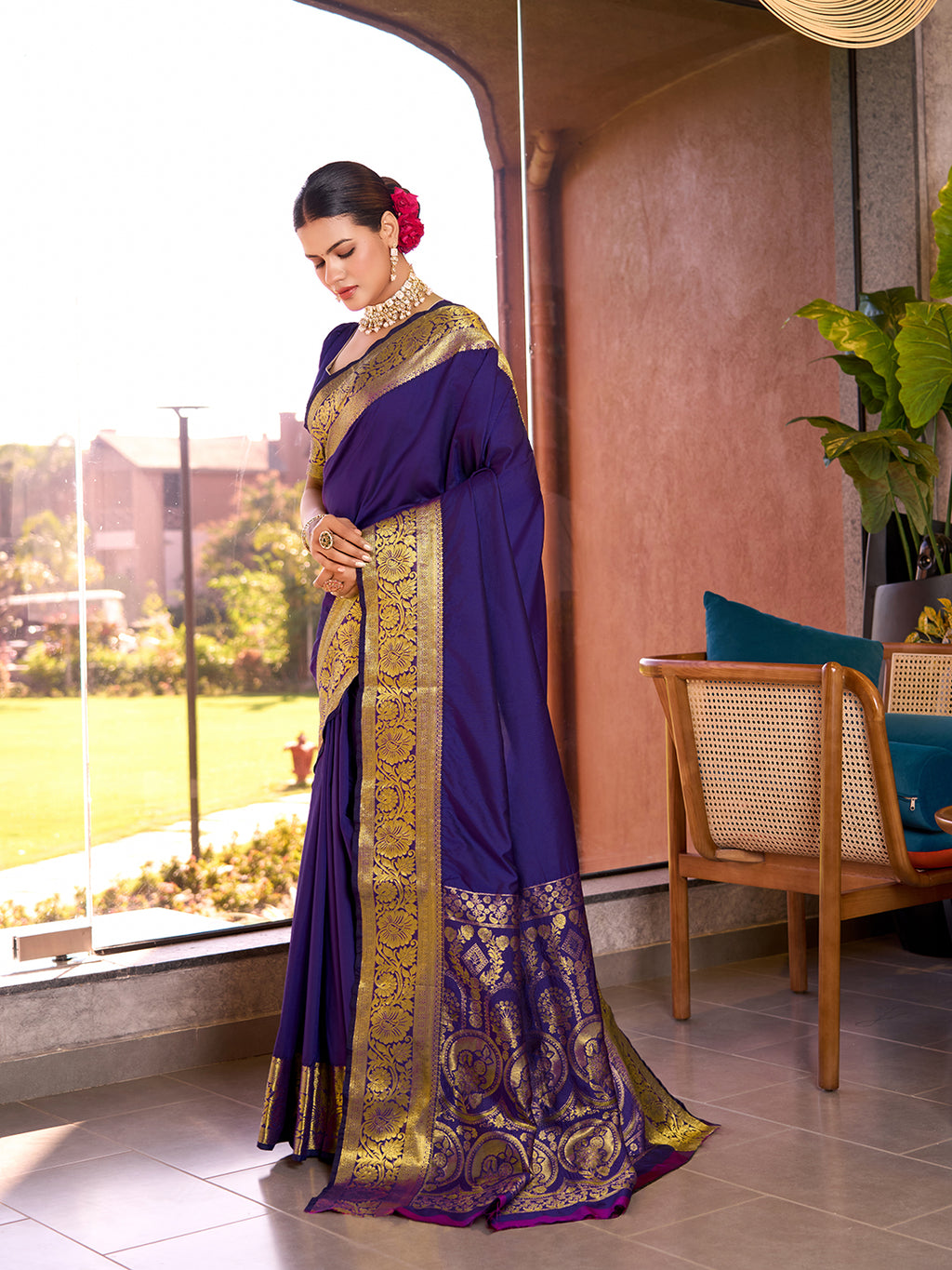 Purple Banarasi Elegance Redefined – Light, Luxurious & Perfect for Wedding Shenanigans