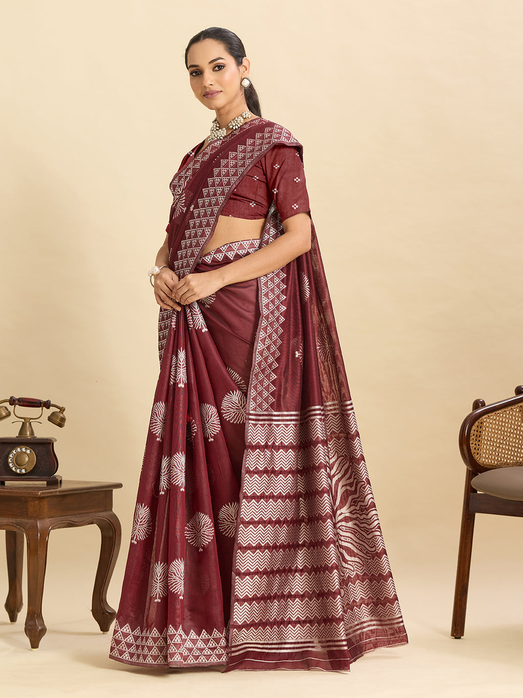 Elegance Redefined: Premium Soft Silk Weaving Saree for Festive Glam