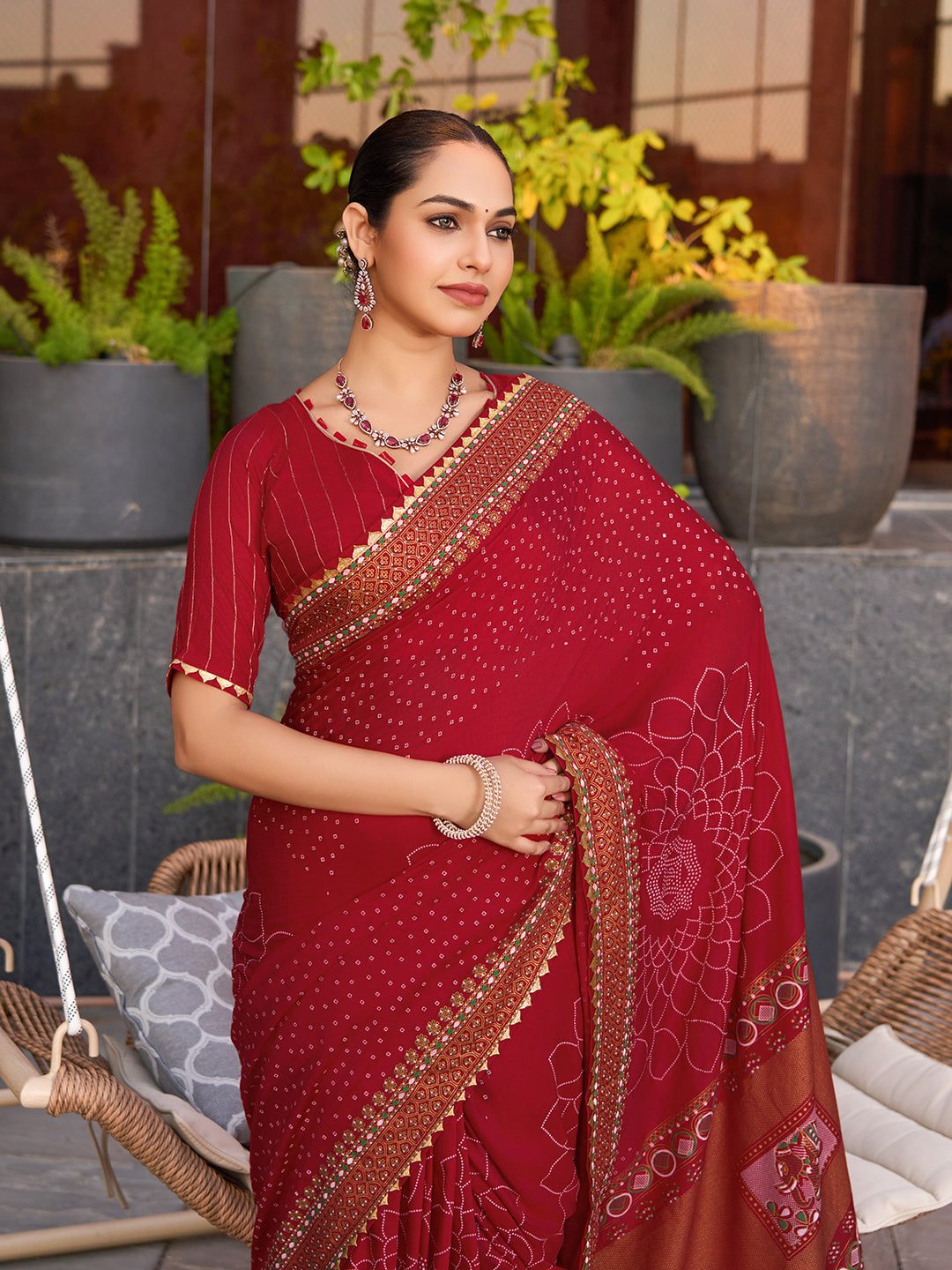 Soft, Stylish & Wedding-Perfect: Cotton Red Sarees for Big & Intimate Weddings