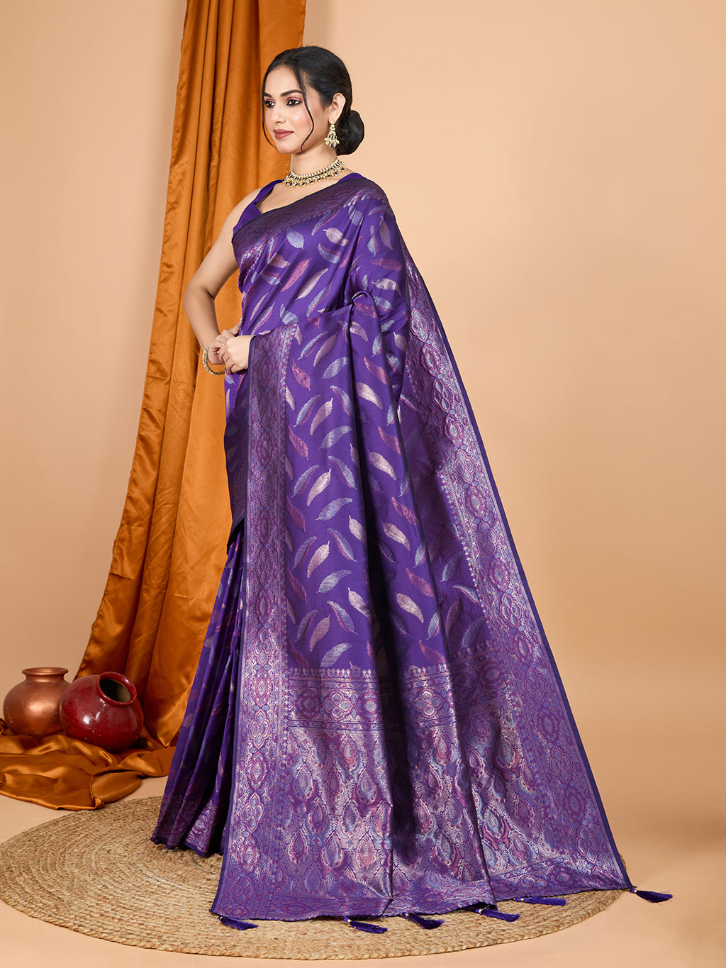 Pure Silk Purple  Saree with Double Zari Weaving & Contrast Rich Pallu