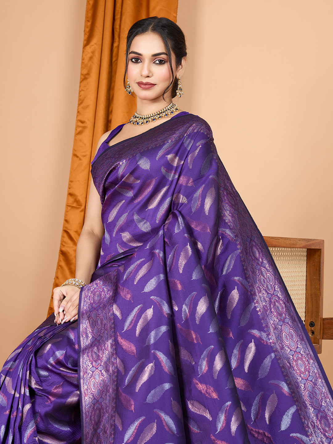 Pure Silk Purple  Saree with Double Zari Weaving & Contrast Rich Pallu