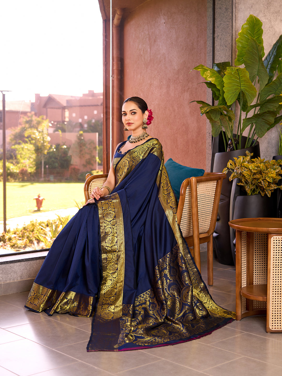 Banarasi Elegance Navy Blue Saree Redefined – Light, Luxurious & Perfect for Wedding Shenanigans