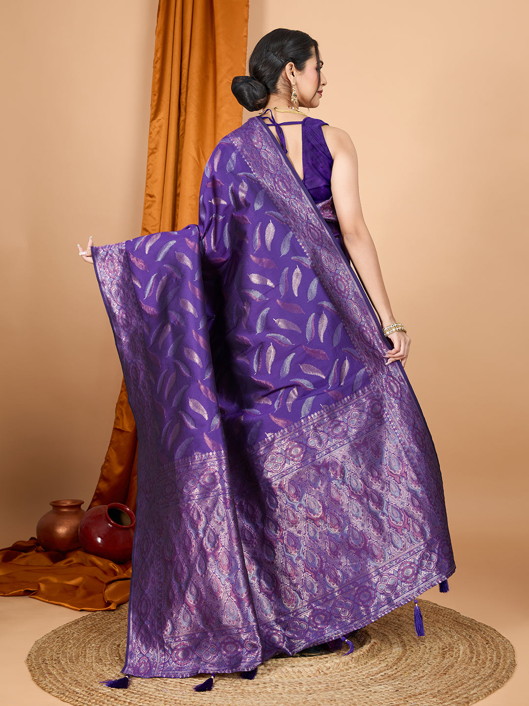 Pure Silk Purple  Saree with Double Zari Weaving & Contrast Rich Pallu