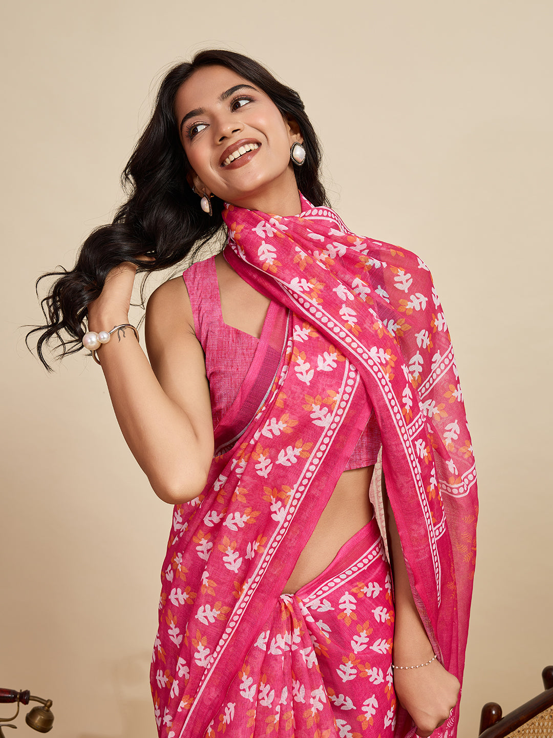 Women's Pink Color Linen Saree with Jari Border and Blouse – Printed All Over Designer