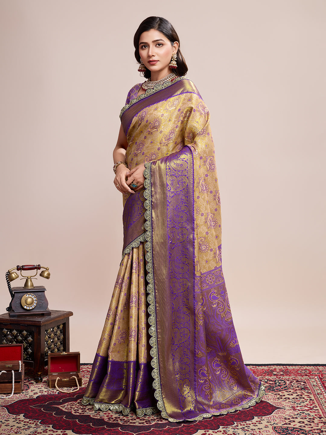 Tradition in Every Thread: Exquisite Kanjivaram Silk Lavender Biege  Saree Collection