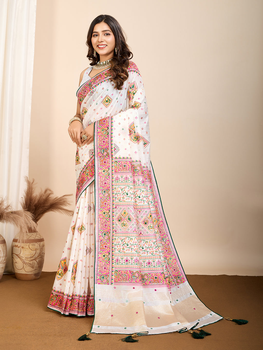 Soft, Stylish & Celebration-Ready: Cotton White Sarees for Wedding Shenanigans