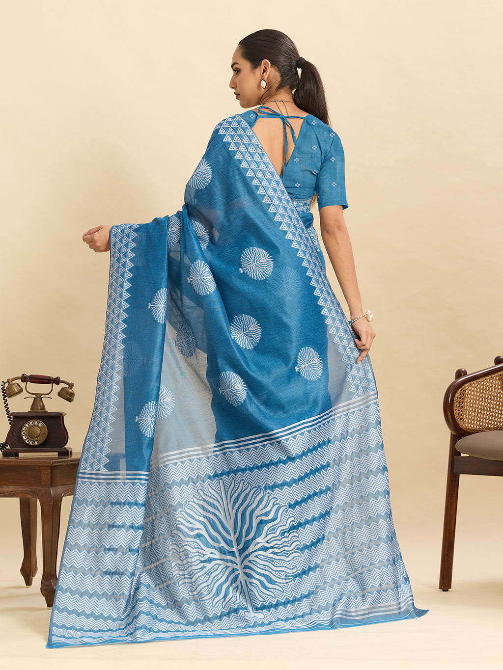 Royal Soft Silk Saree with Rich Weaving & Grand Pallu – A Timeless Classic