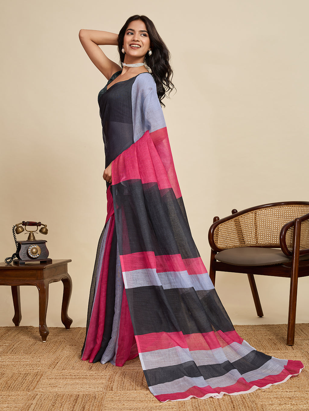 Women's Black Linen Saree with Jari Border and Blouse – Printed All Over Design