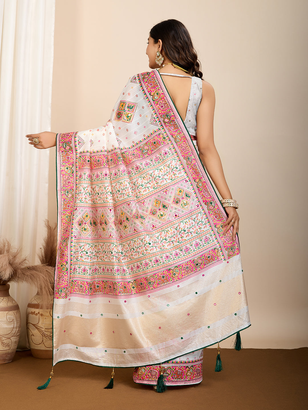 Soft, Stylish & Celebration-Ready: Cotton White Sarees for Wedding Shenanigans