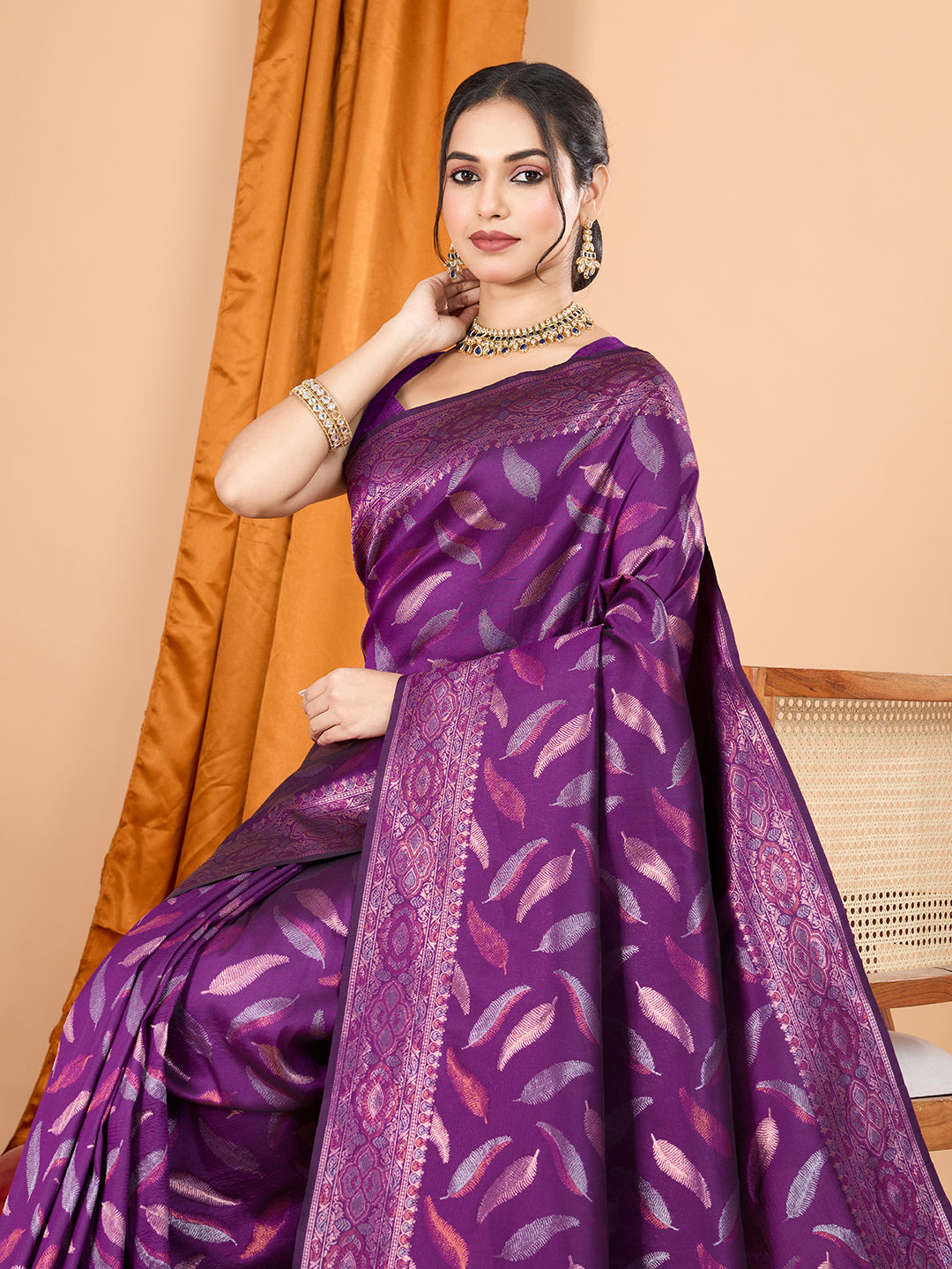 Wine Pure Silk Saree – Double Zari Weaving with Contrast Rich Pallu
