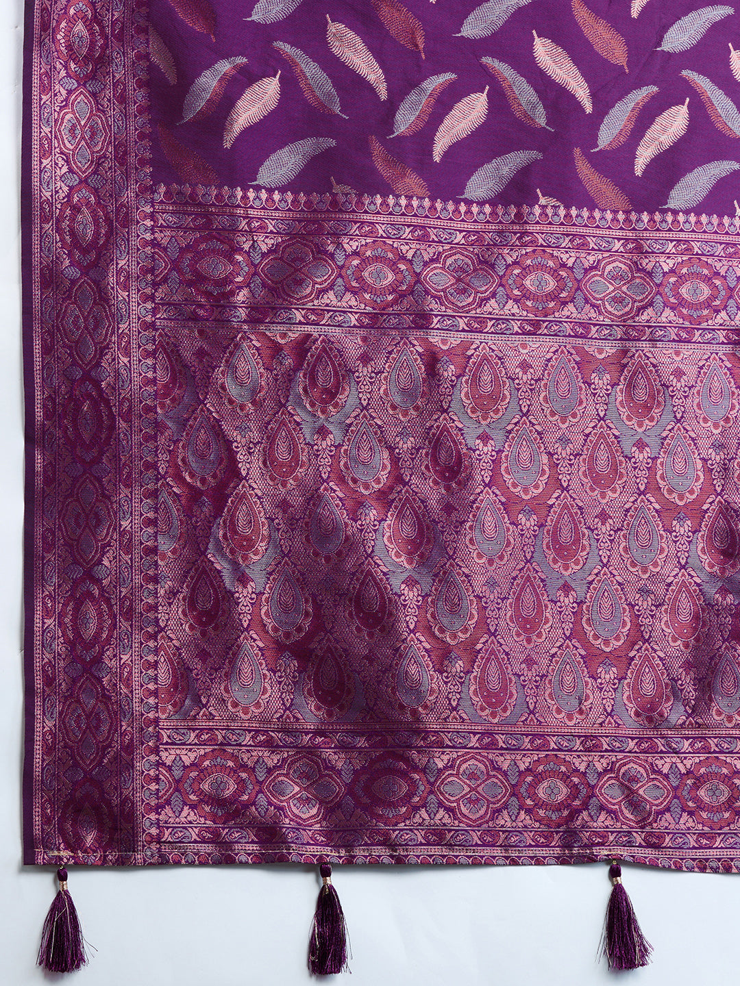 Wine Pure Silk Saree – Double Zari Weaving with Contrast Rich Pallu