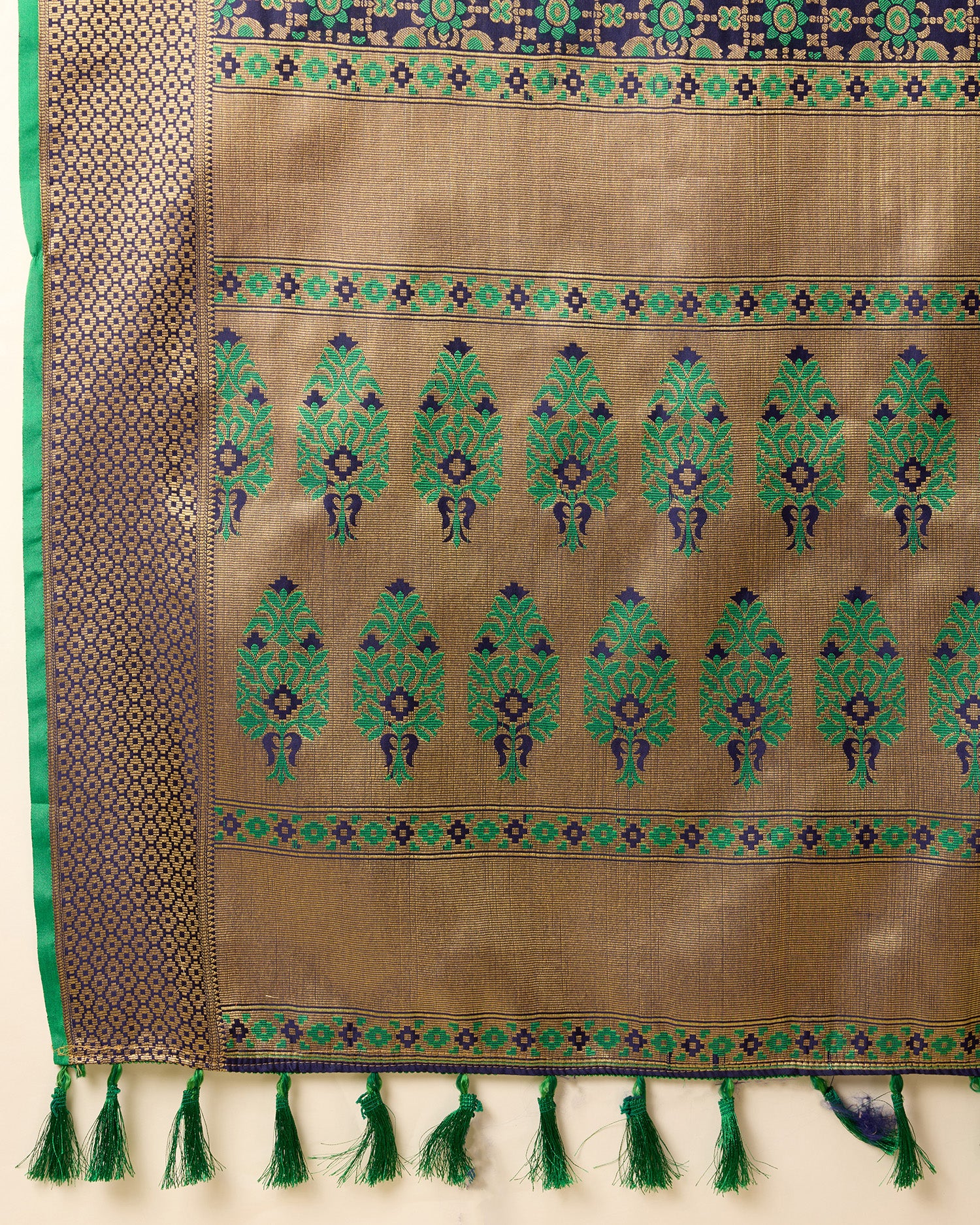 Navy Blue Traditional Banarasi Silk Saree – Perfect for Festive & Wedding Wear