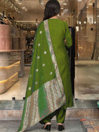 Women's Green Viscose Chanderi Embroidered Kurta Set with Elegant Jacquard Dupatta
