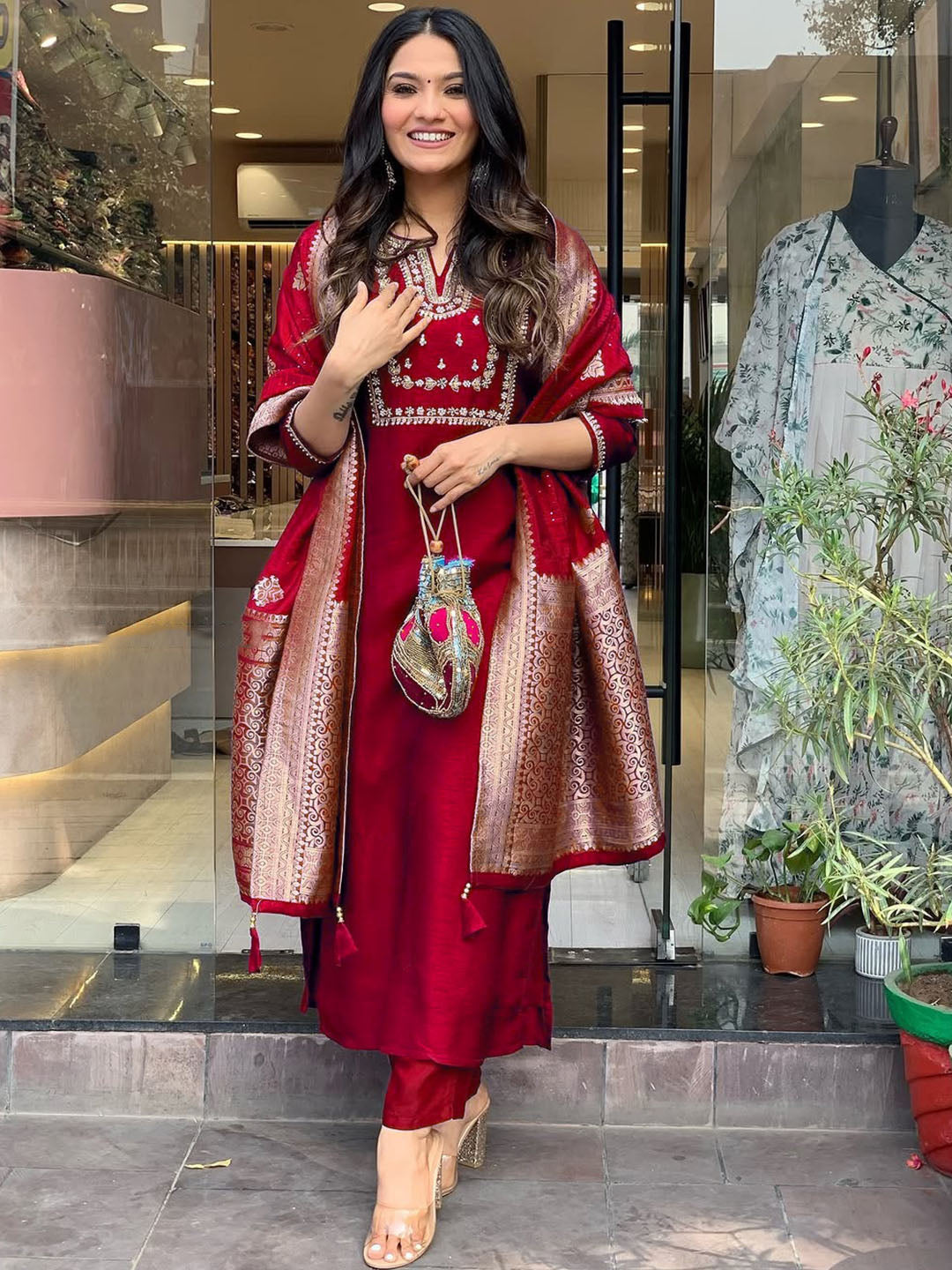 Women's Red Viscose Chanderi Embroidered Kurta Set with Elegant Jacquard Dupatta