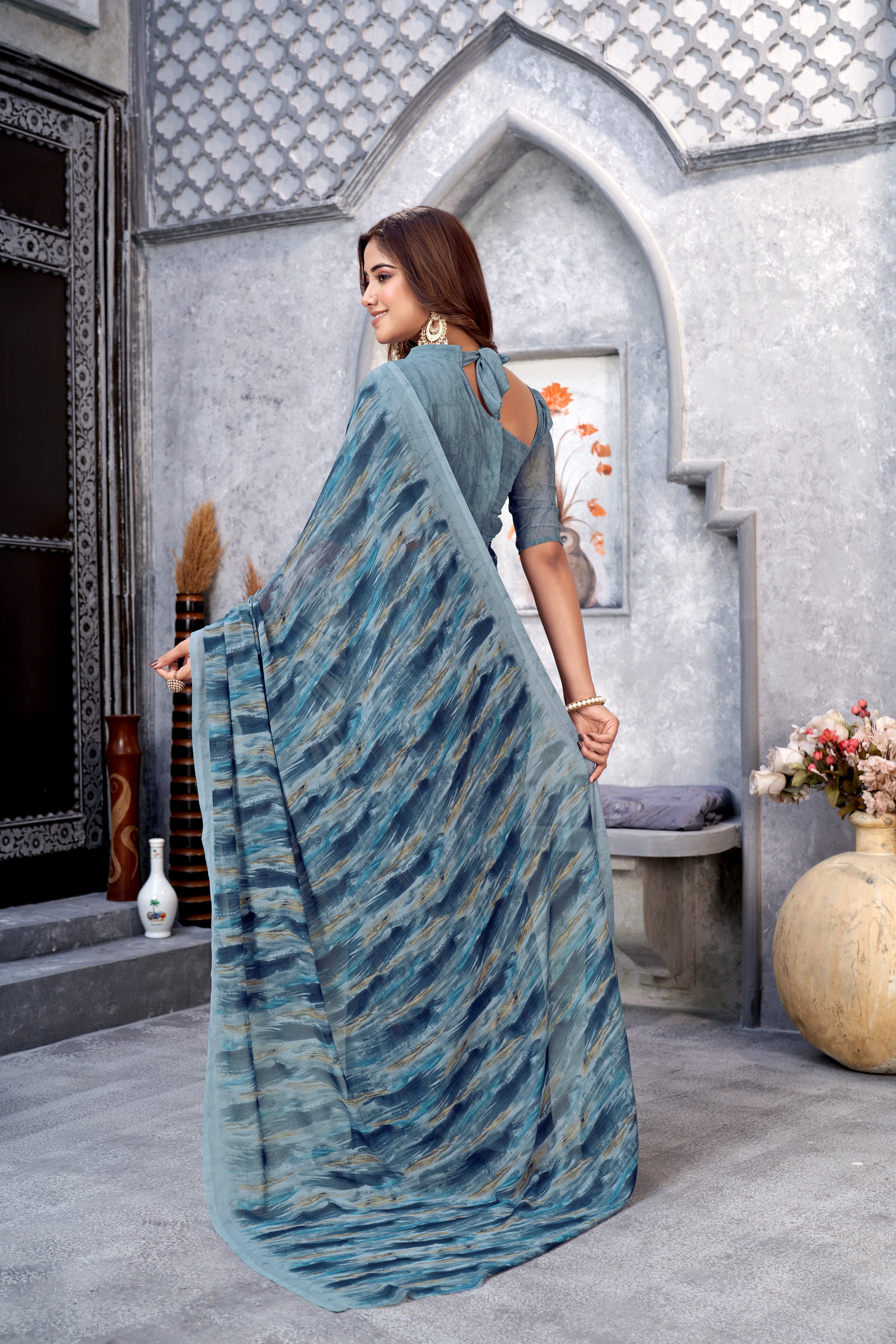 Grey Classic Printed Saree – Breathable Fabric with Eye-Catching Prints Petite Sarees