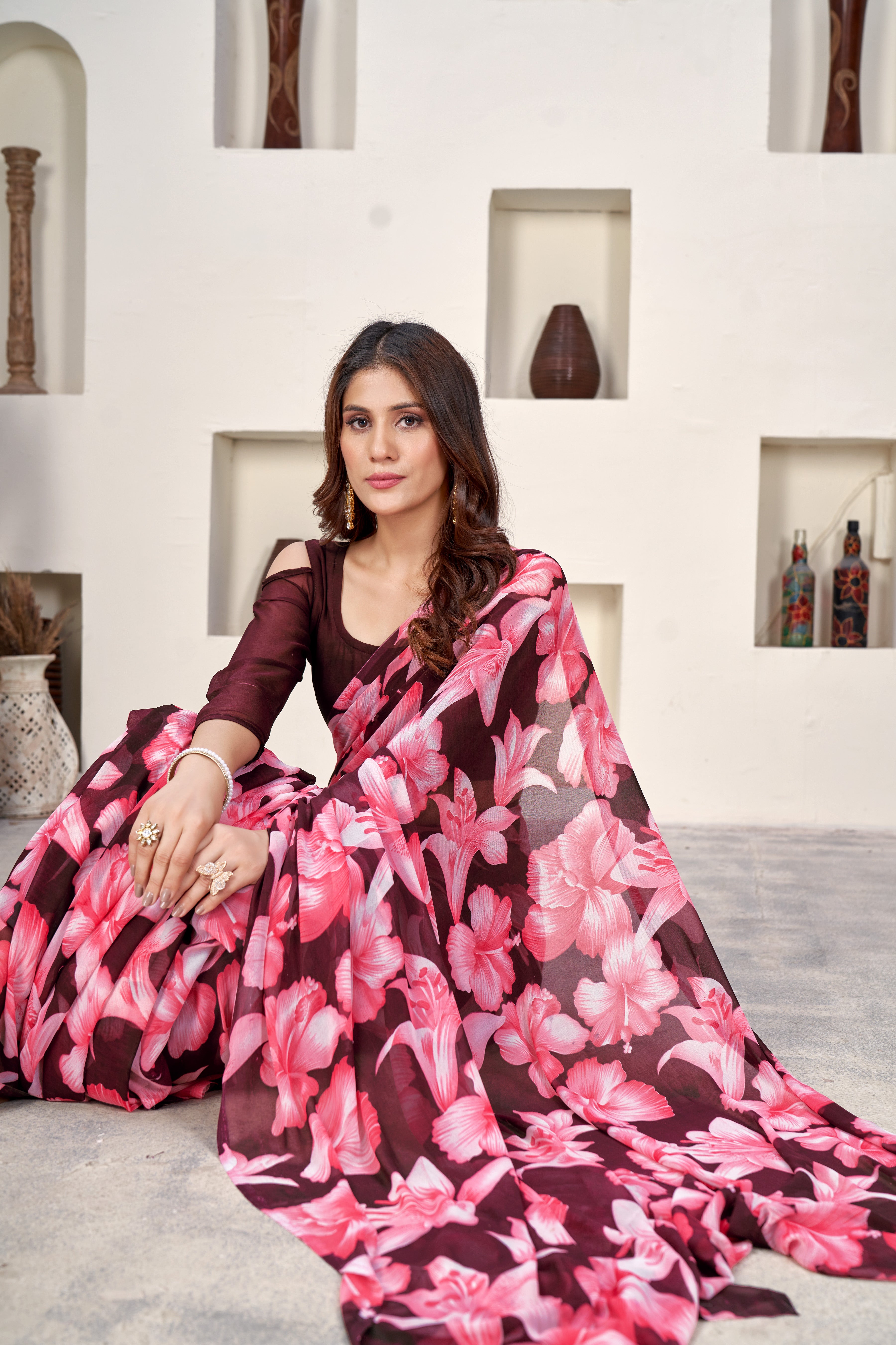 Pink  Classic Printed Saree – Breathable Fabric with Eye-Catching Prints Petite Sarees (Copy)