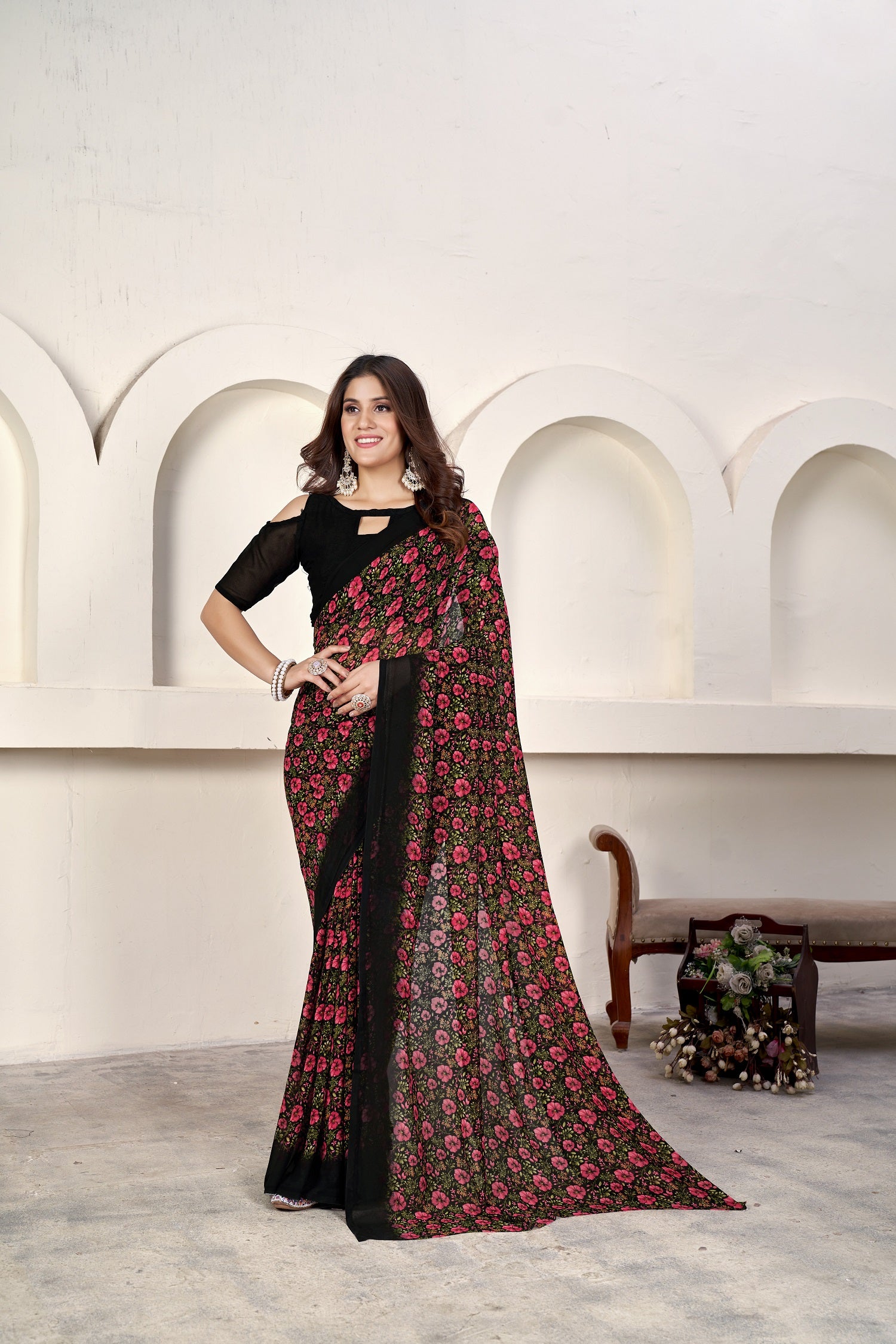Maroon Classic Printed Saree – Breathable Fabric with Eye-Catching Prints Petite Sarees