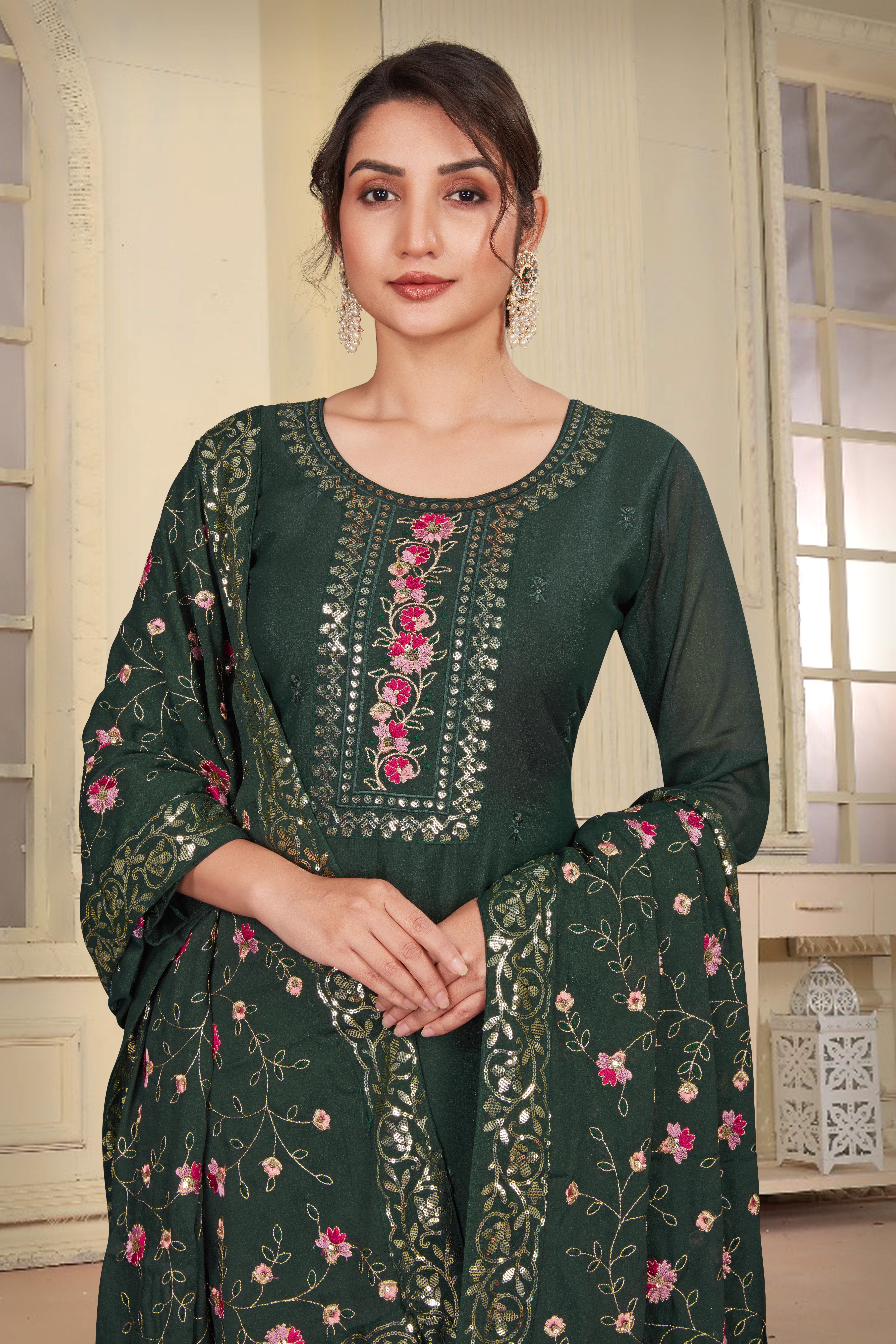 Women’s Green Kurta Set – Elegant Ethnic Wear for Weddings, Parties & Festive Occasions