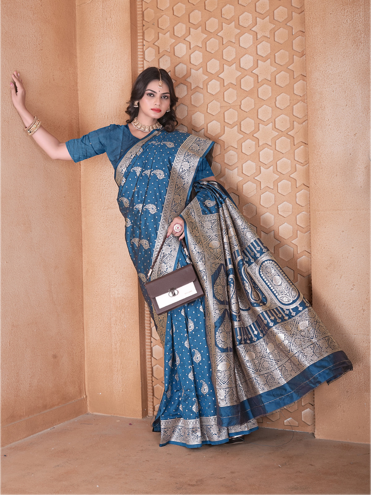 Blue Silk Saree for Women – Elegant Traditional Ethnic Wear