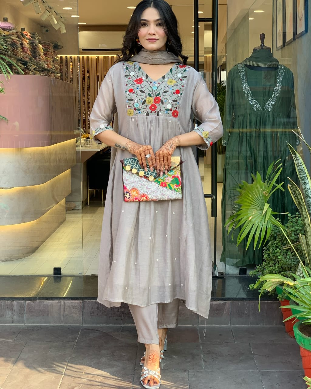 Women’s Grey Viscose Chinon Embroidered Kurta Set with Bhagalpuri Dupatta