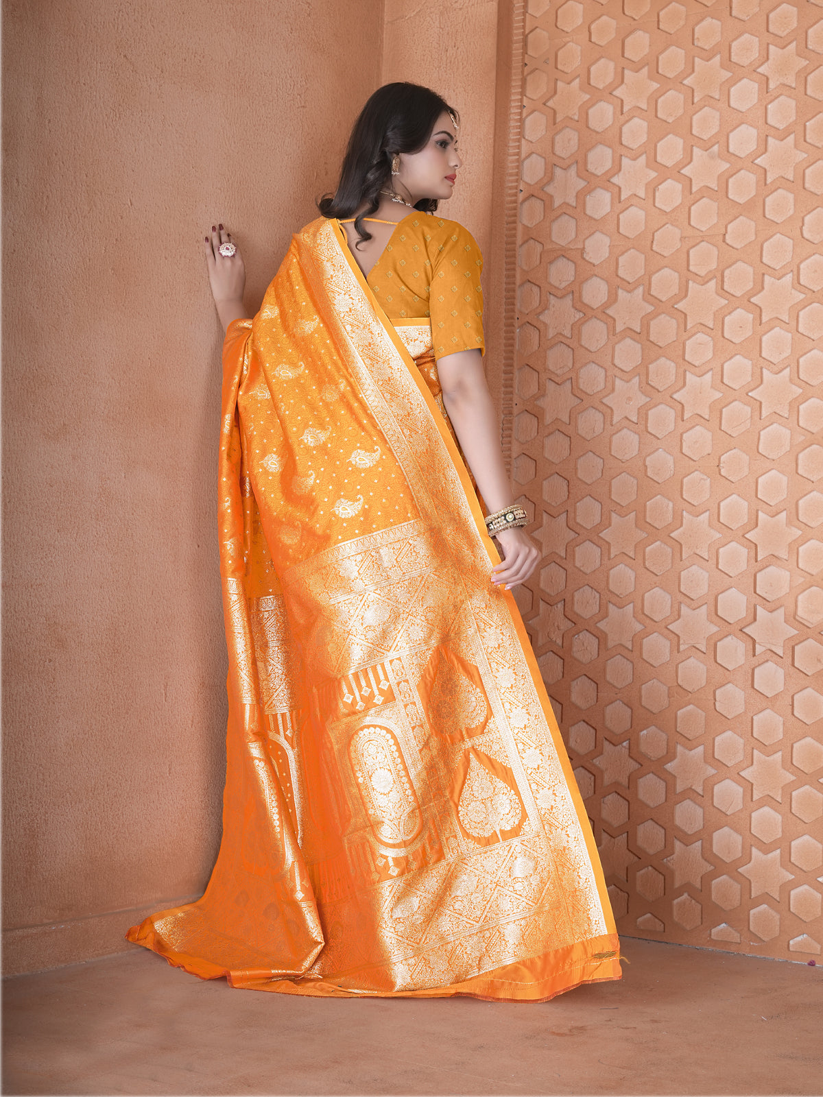 Mustard Silk Saree for Women – Elegant Traditional Ethnic Wear