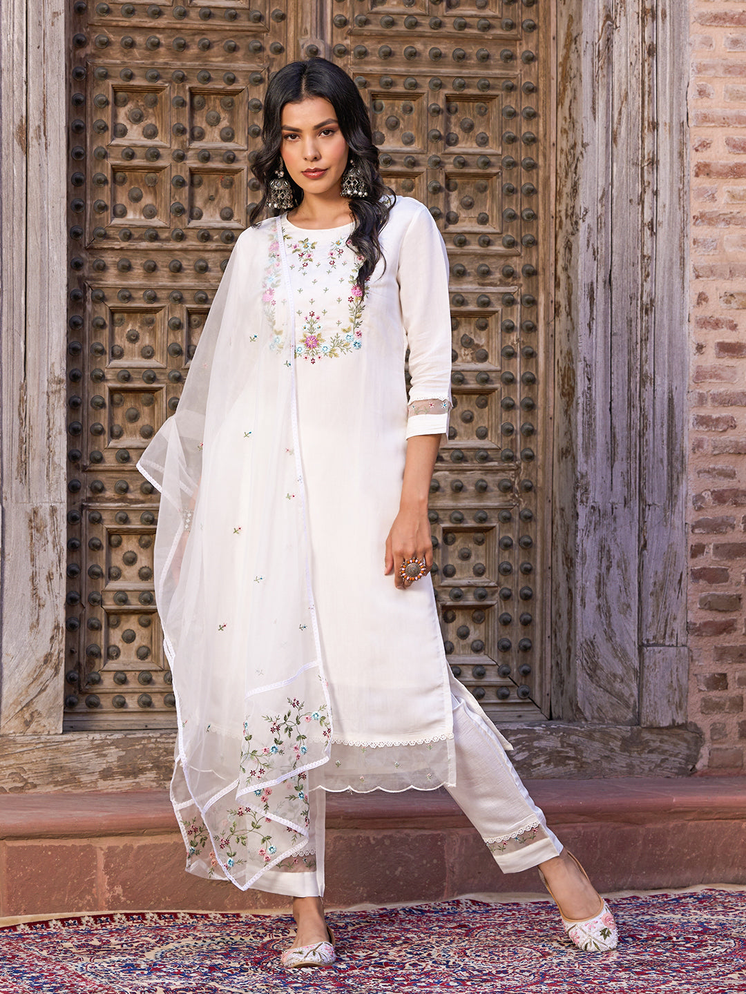 Women’s White Viscose Chanderi Kurta Set with Sequin Embroidered Work