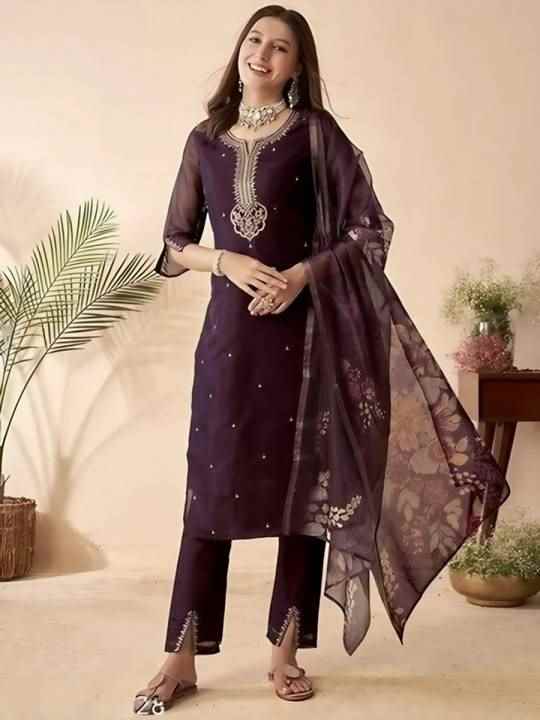 Women’s Purple Embroidered Chanderi Kurta Set with Bottom & Tissue Dupatta