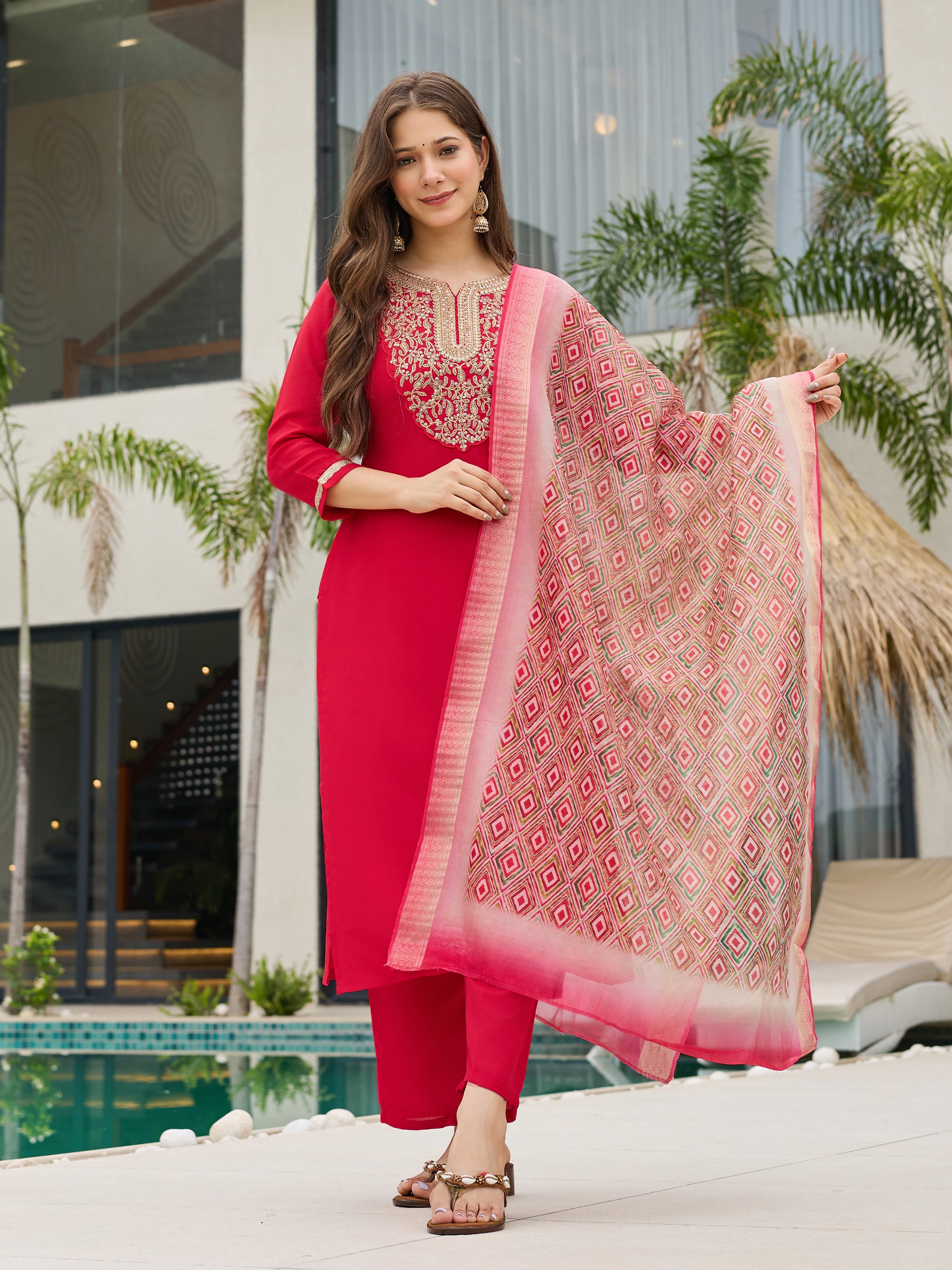 Stylish Red Embroidered Rayon Slub Kurti Set with Organza Dupatta – Sizes S to 2XL