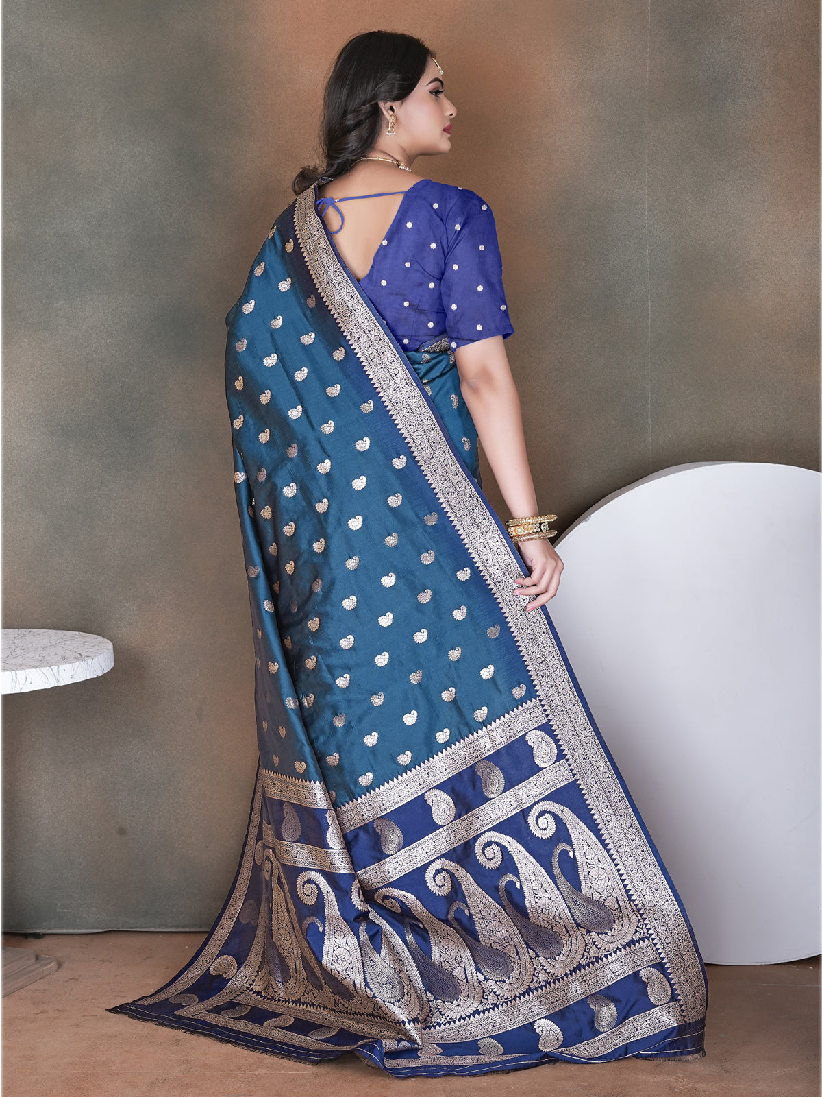 Blue Silk Saree for Women – Traditional & Elegant Ethnic Wear