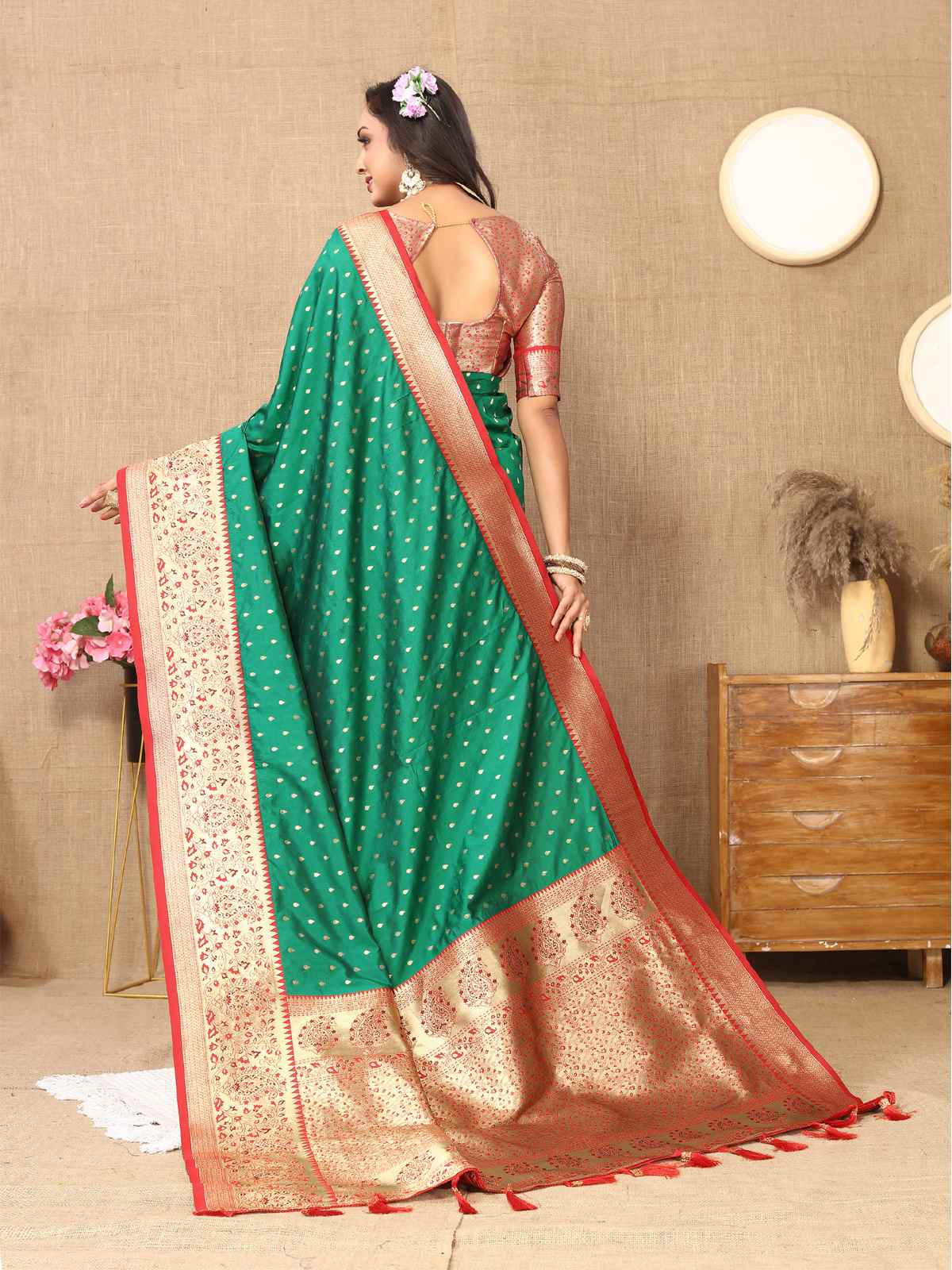 Green Soft Silk Saree with All-Over Zari Motifs, Contrast Rich Pallu & Brocade Blouse