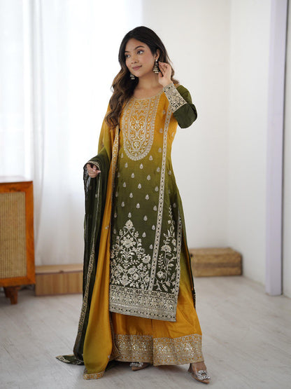 Elegant Green Embroidered Kurta set with Intricate Zari Work And Matching Dupatta